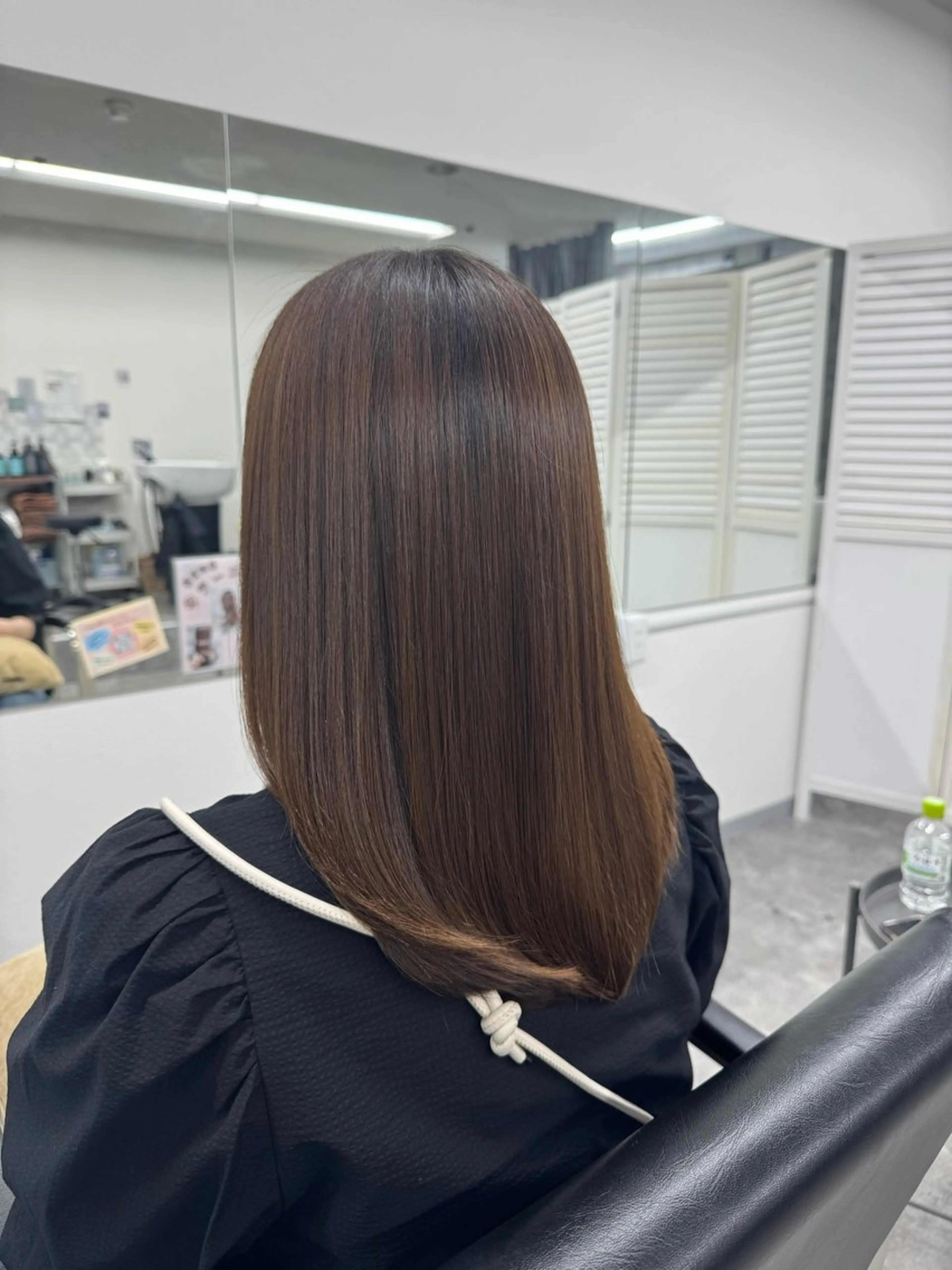 セミロング 髪質改善 トリートメント 酸熱トリートメント 髪質改善メニュー 長井 美佐子のヘアスタイル