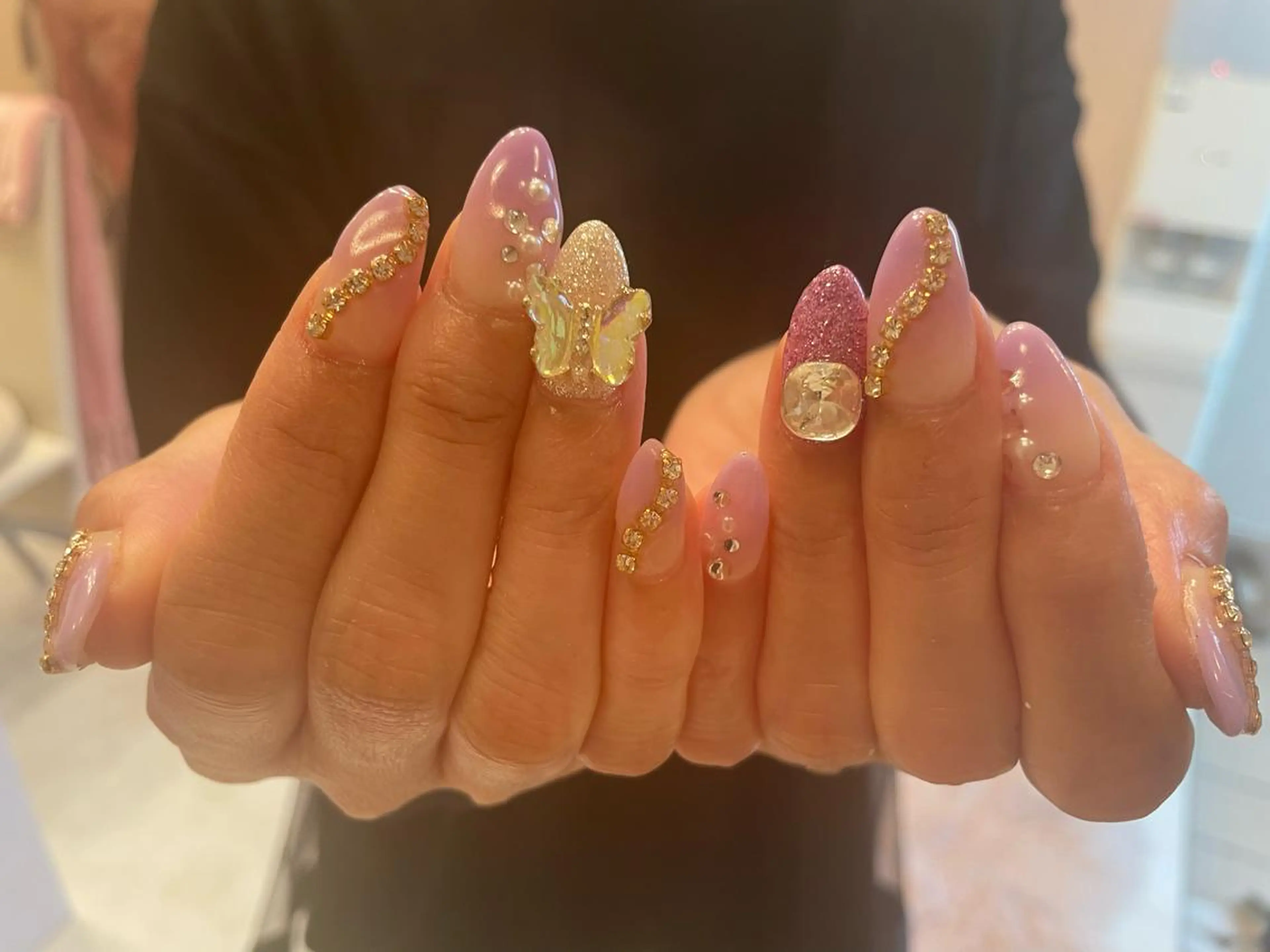 ネイル ♡ビジュール♡ NAIL &まつ毛のマツエク・マツパデザイン