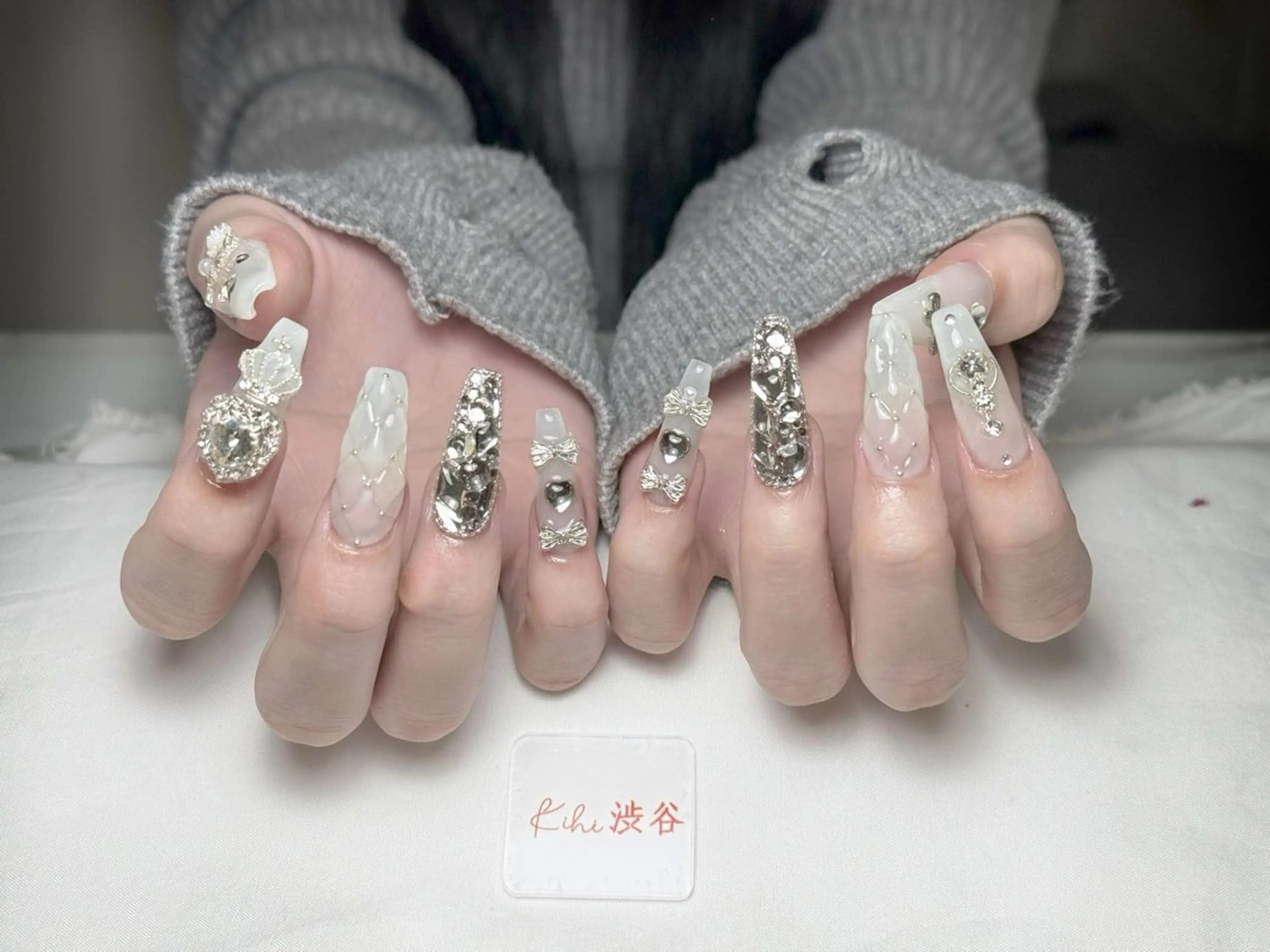 ネイル アートネイル フレンチネイル ジェルネイル グラデーション 韓国ネイル さくら💮💮 【オフ無料】のネイルデザイン