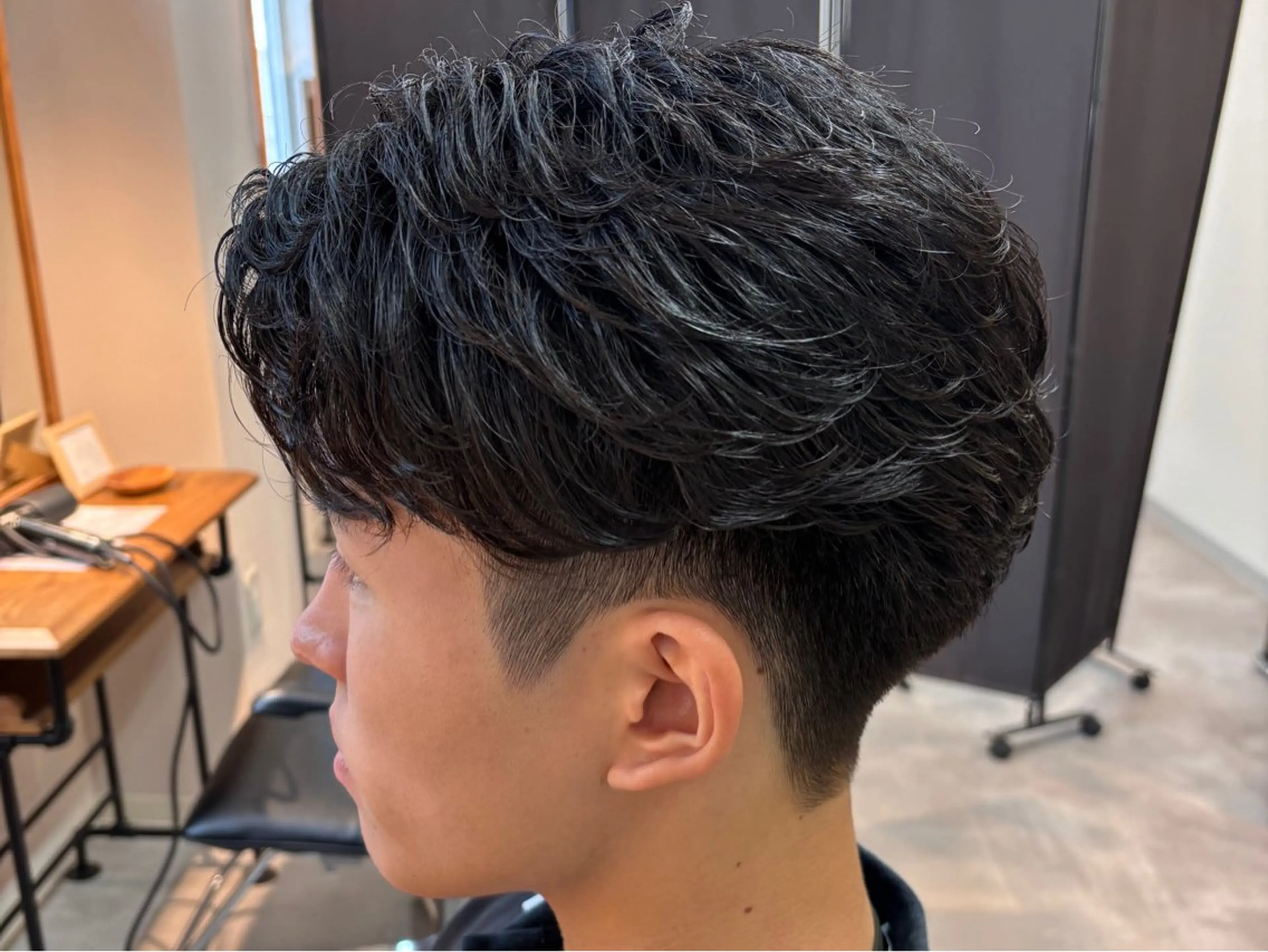 ショート パーマ メンズ カット パーマ メンズカット/パーマ /フェード🔥/森のヘアスタイル