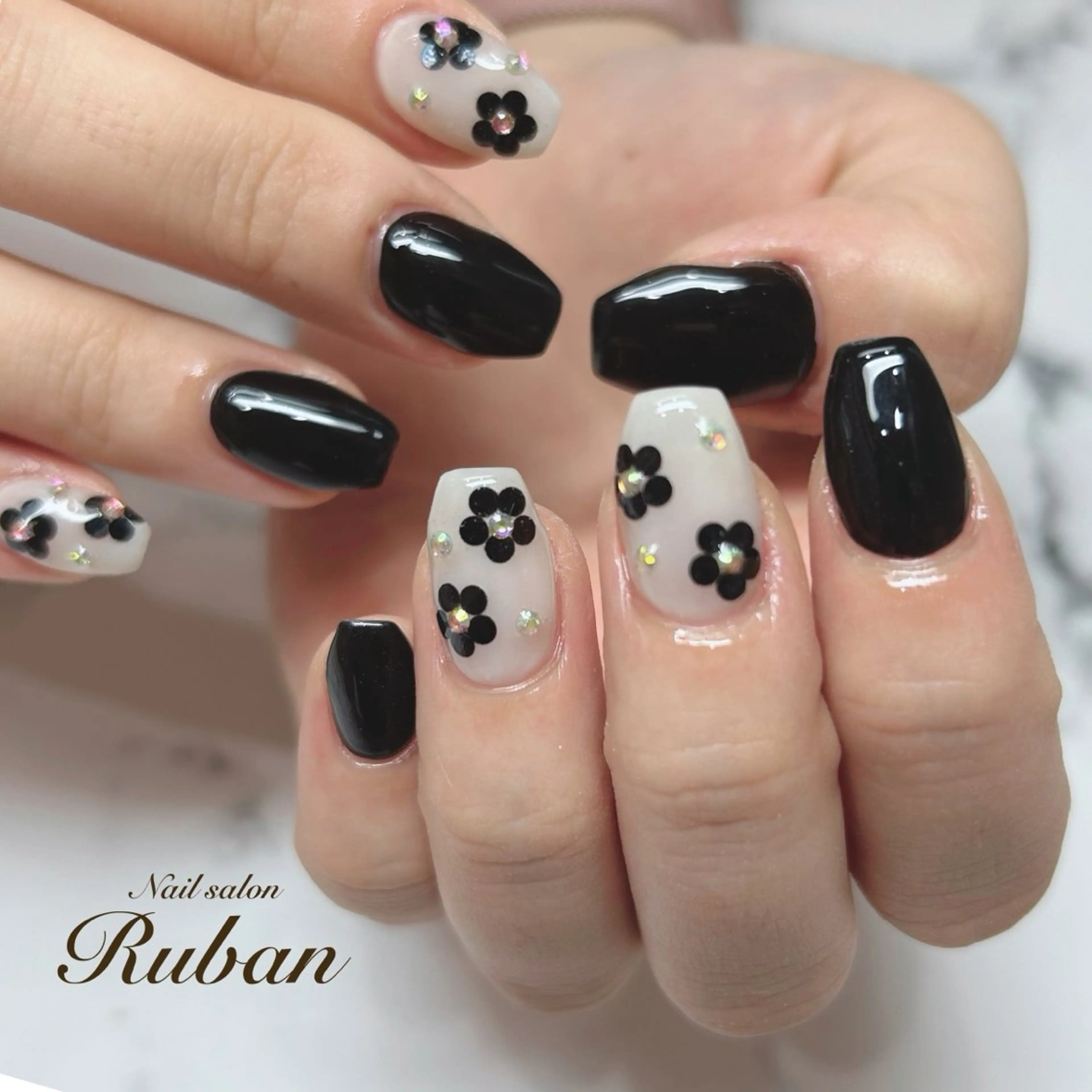 ネイル アートネイル 長さ出し フラワーネイル 持ち込み Nail salon Rubanのネイルデザイン