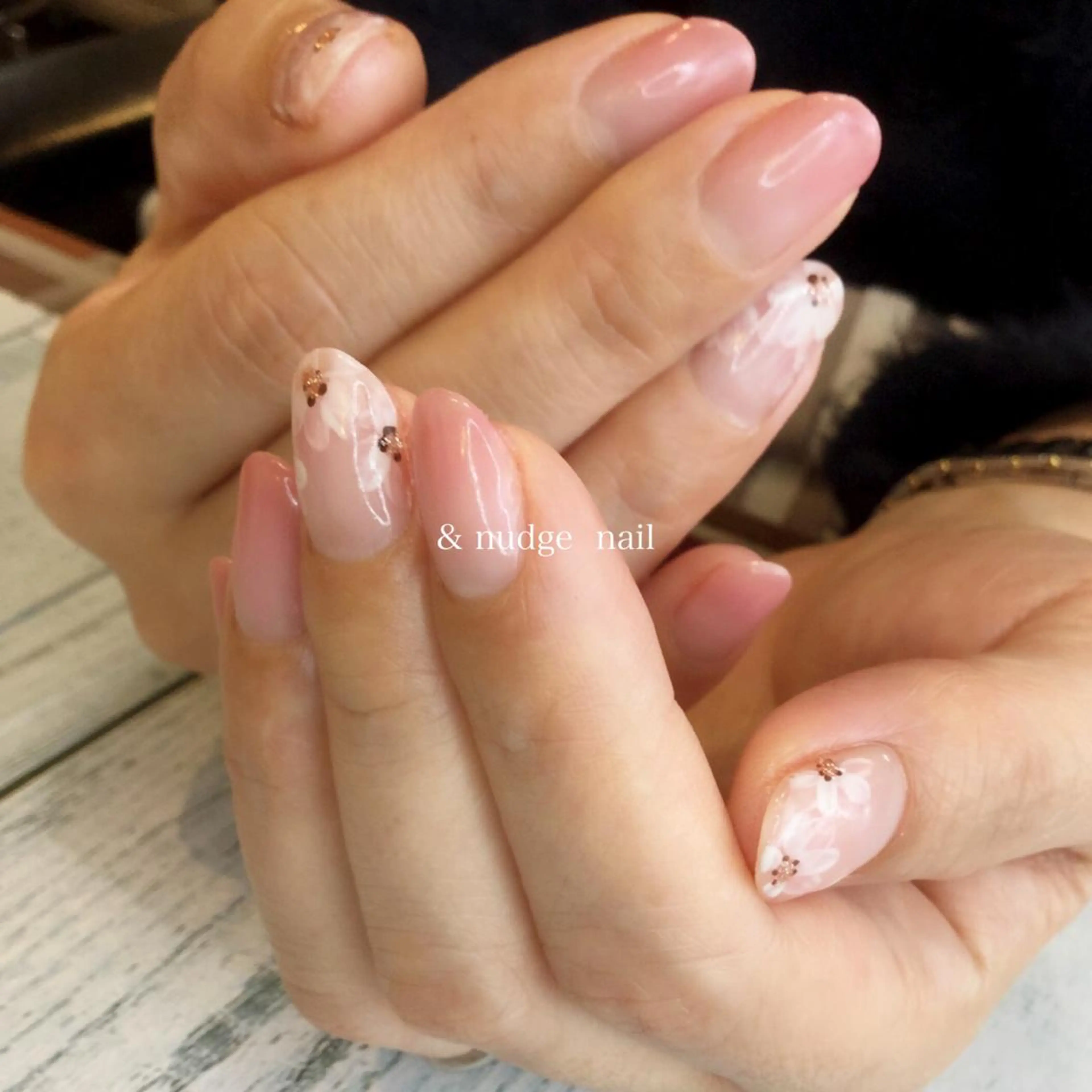 ネイル 入学式 オフィスネイル ハンドネイル & nudge nail所属・&nudgenail 本多のネイルデザイン