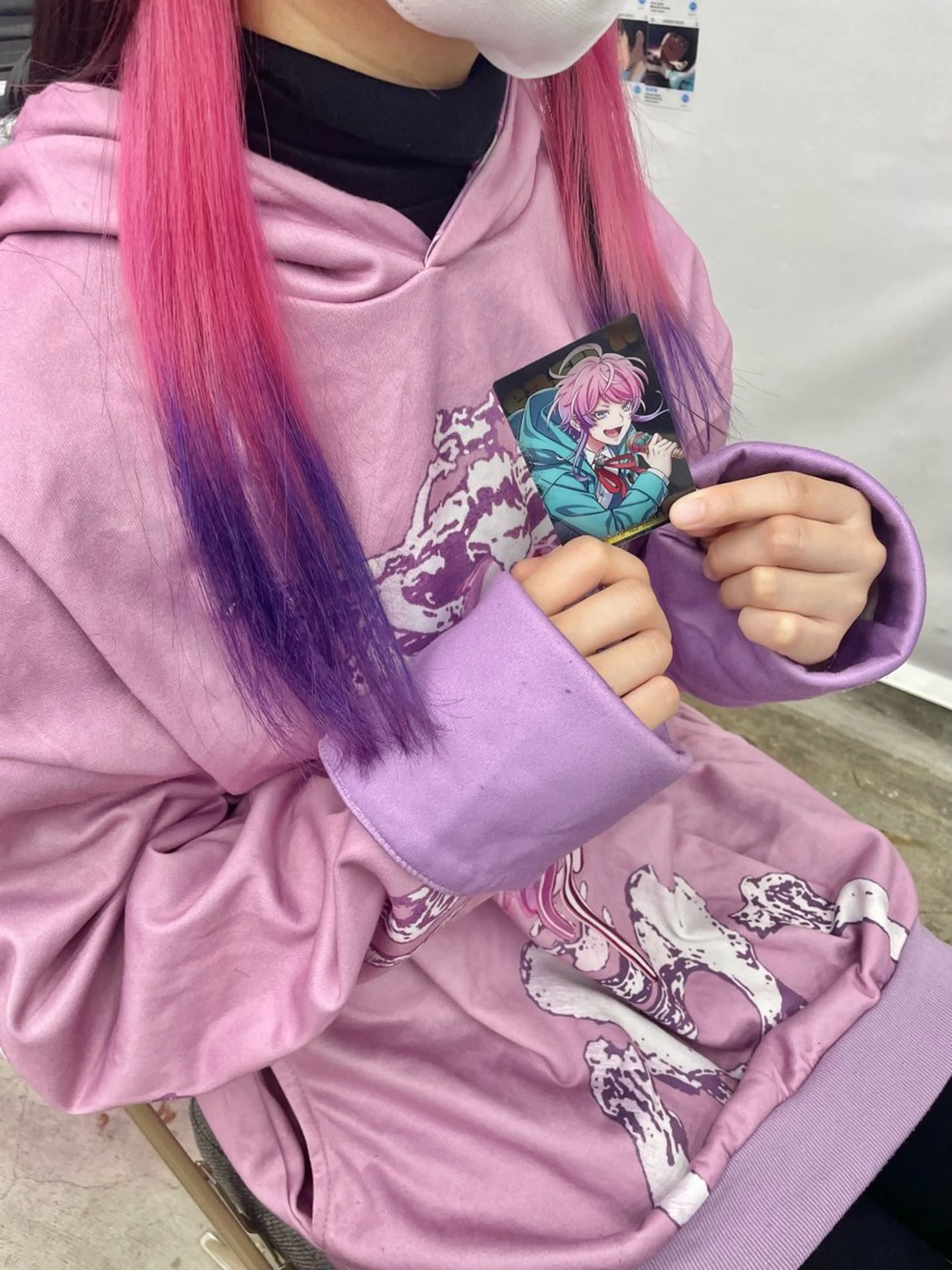 ミディアム カラー インナーカラー ラベンダーカラー ピンクカラー インナーカラー 推し ブリーチ  髪質改善のヘアスタイル