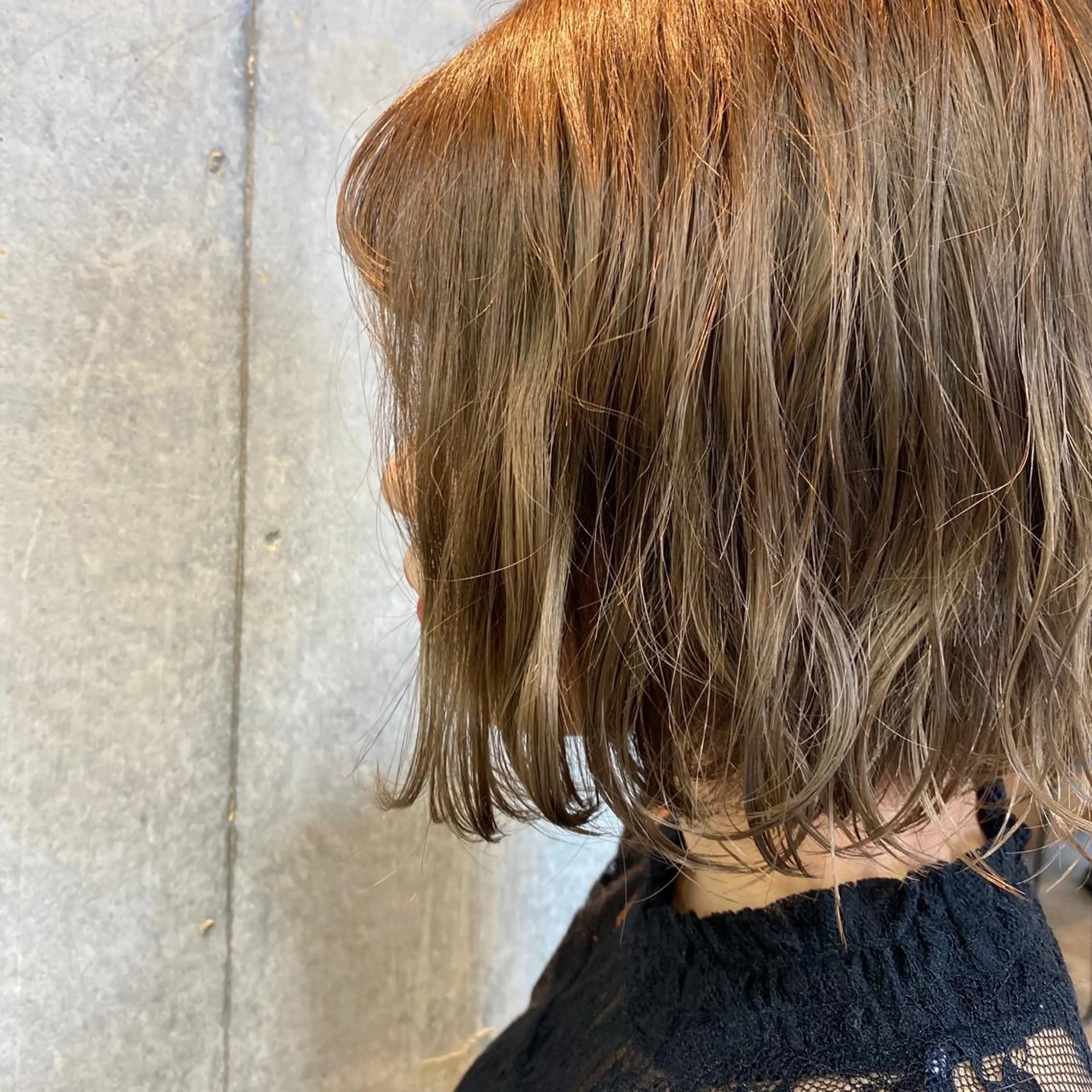 ショート カラー mina .のヘアスタイル