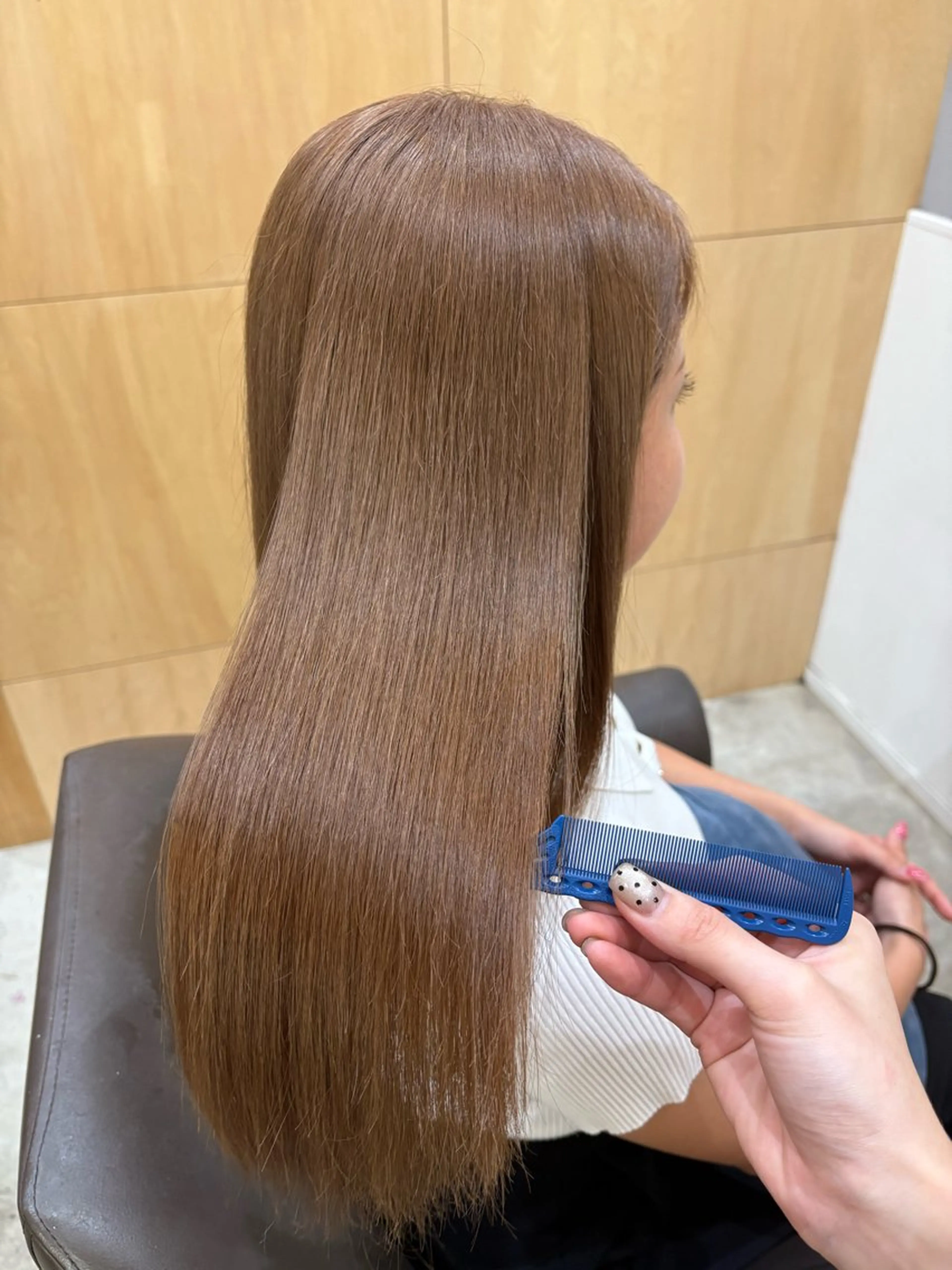 ミディアム トリートメント ヘアカラー トリートメント miloc MOMOKAのヘアスタイル