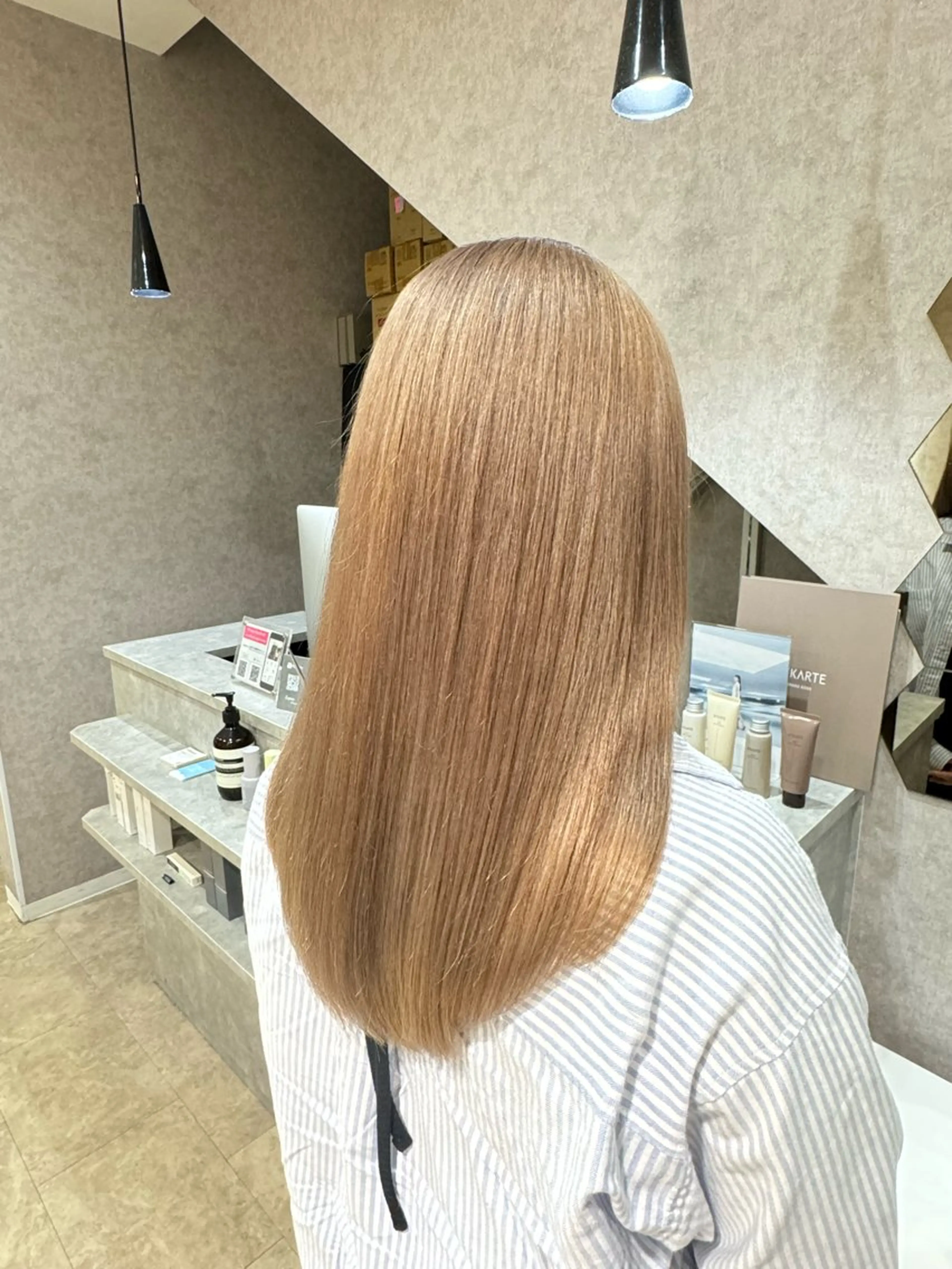 【学割U24】ケアブリーチ＋カラー＋カット＋トリートメントの写真