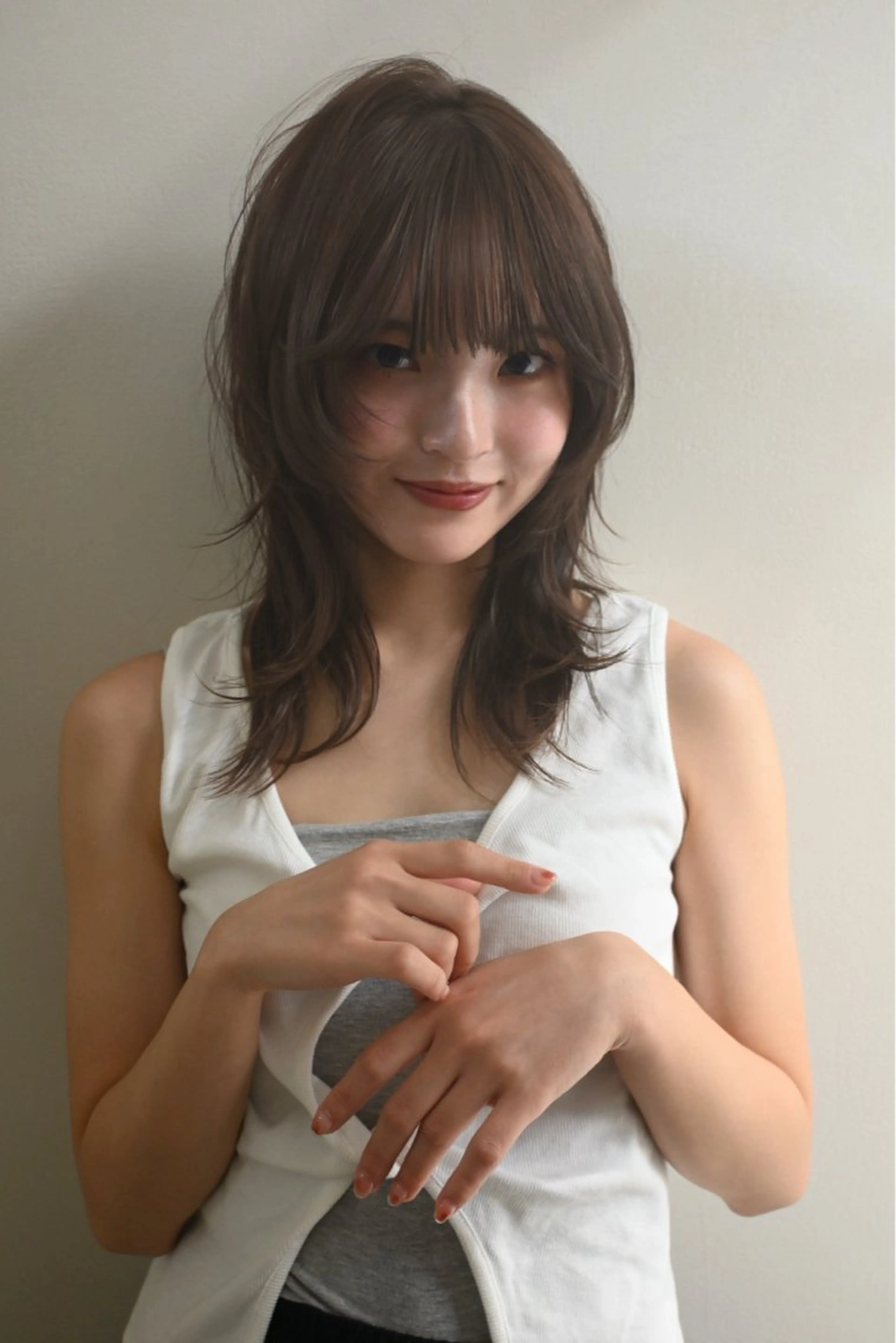 ミディアム カラー aya / ニュアンスカラーのヘアスタイル