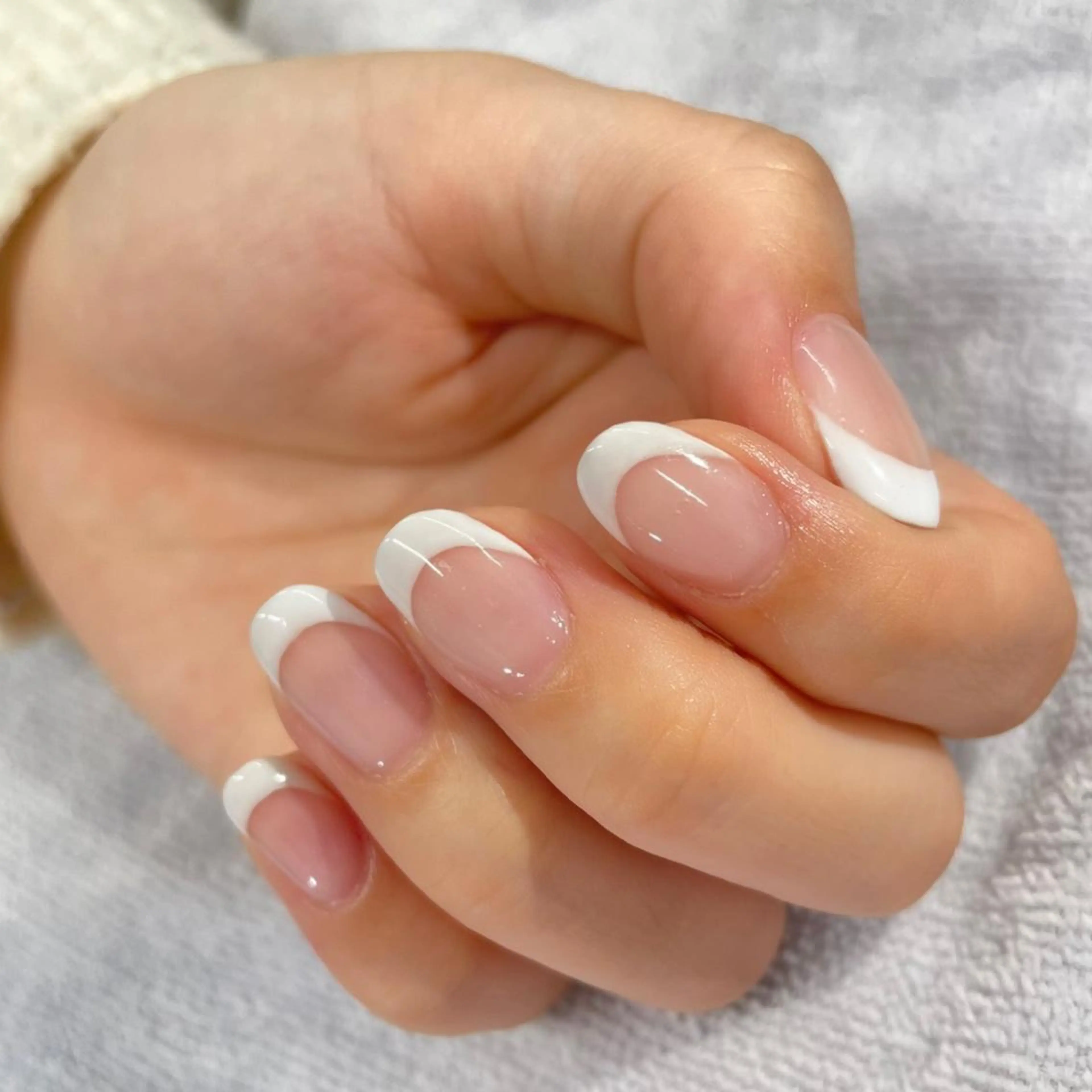 ネイル フレンチネイル ハンドネイル PｰPOP所属・青木 ひろえのネイルデザイン