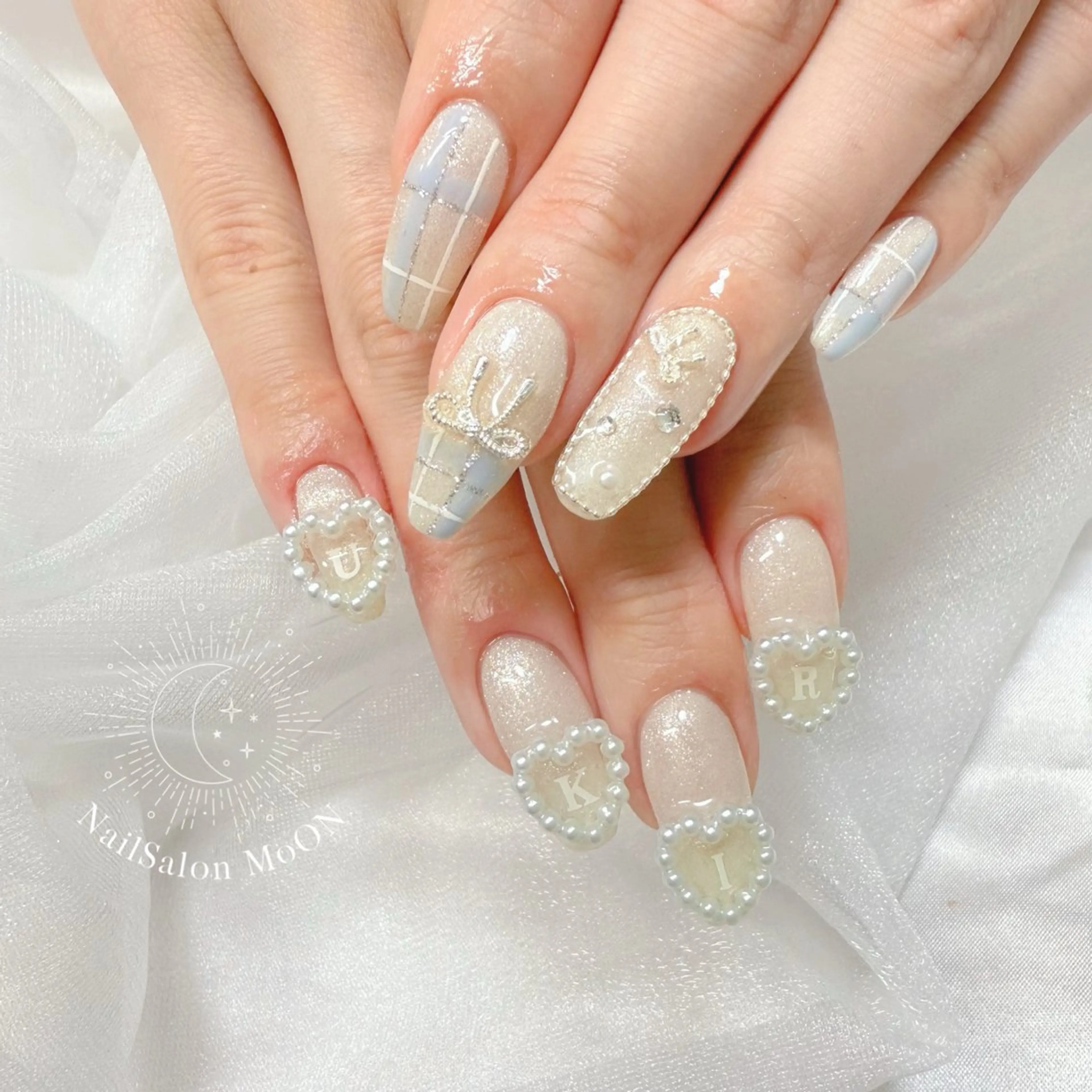 ネイル ハンドネイル ハンドケア MoON...❤︎ MeGuのネイルデザイン