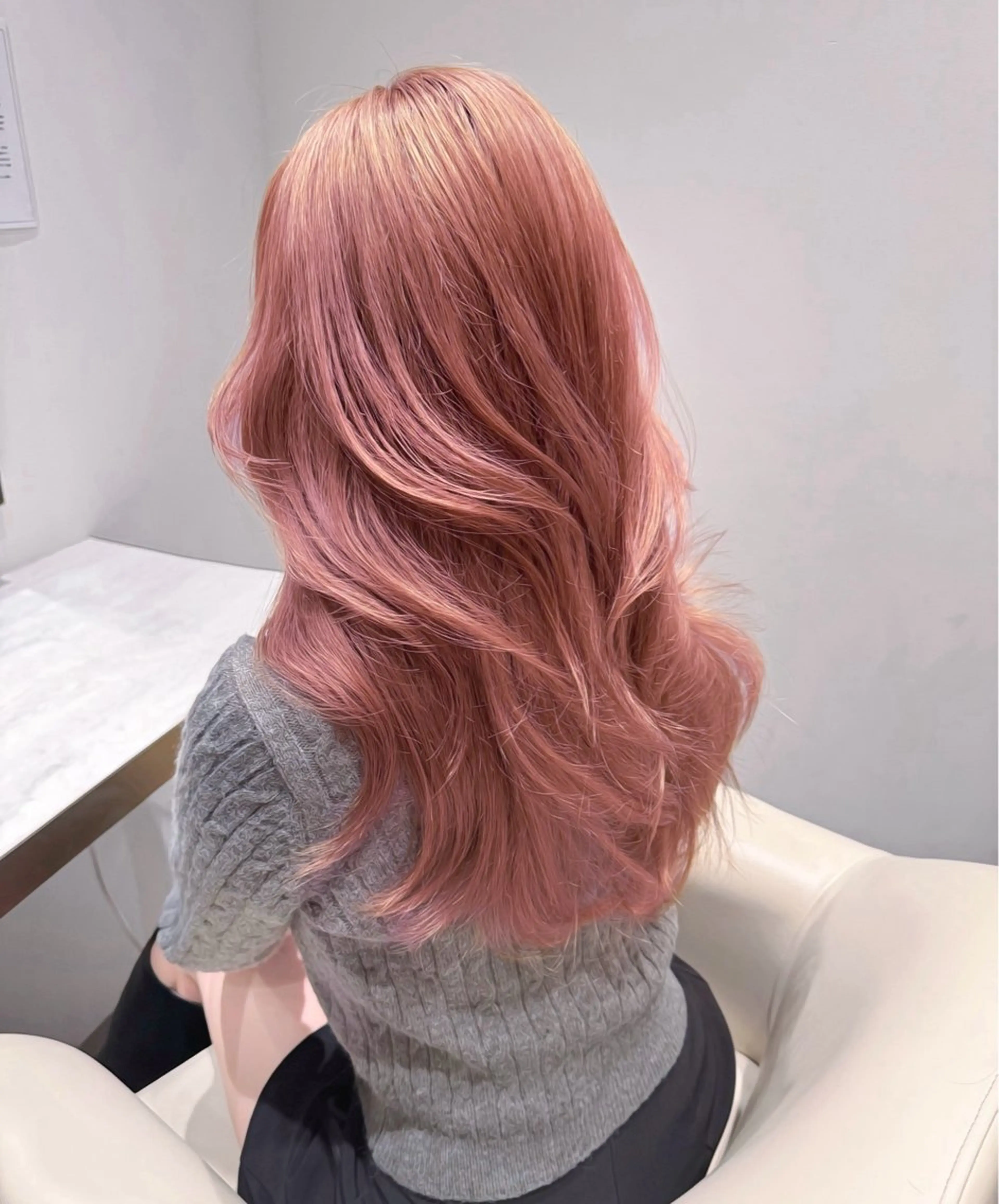 ロング カラー ヘアカラー トリートメント ヘッドスパ ヘアセット 韓国ヘア/レイヤー/ 顔まわり/りょーとのヘアスタイル