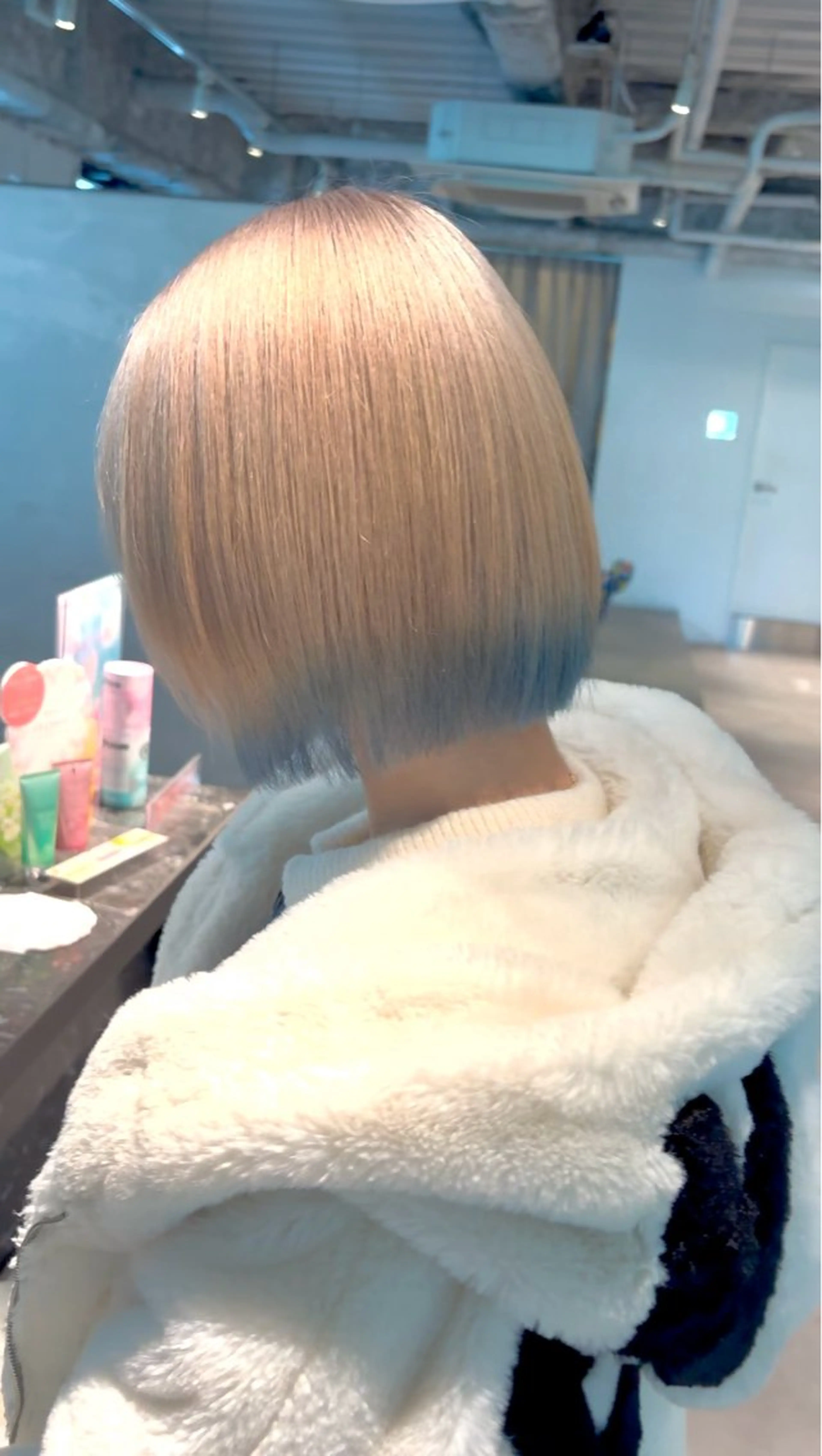 ショート カラー カット ヘアカラー トリートメント CHERIM ❤️‍🔥新家光葉のヘアスタイル