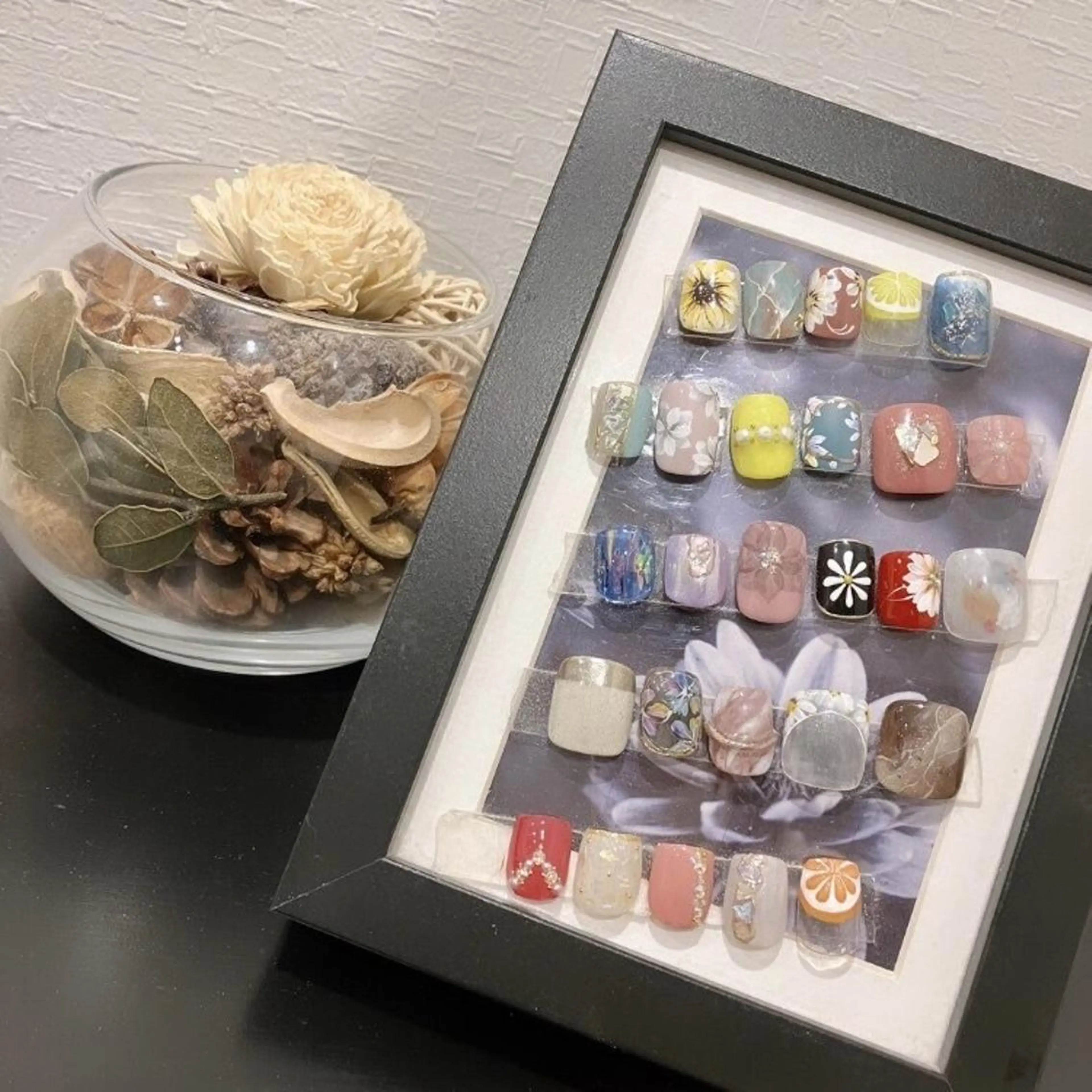 【定額フットネイル】トレンドアート✨【オフなし】フット親指アートコース（ケア付き）[姫路市/フットネイル/定額ネイル]の写真