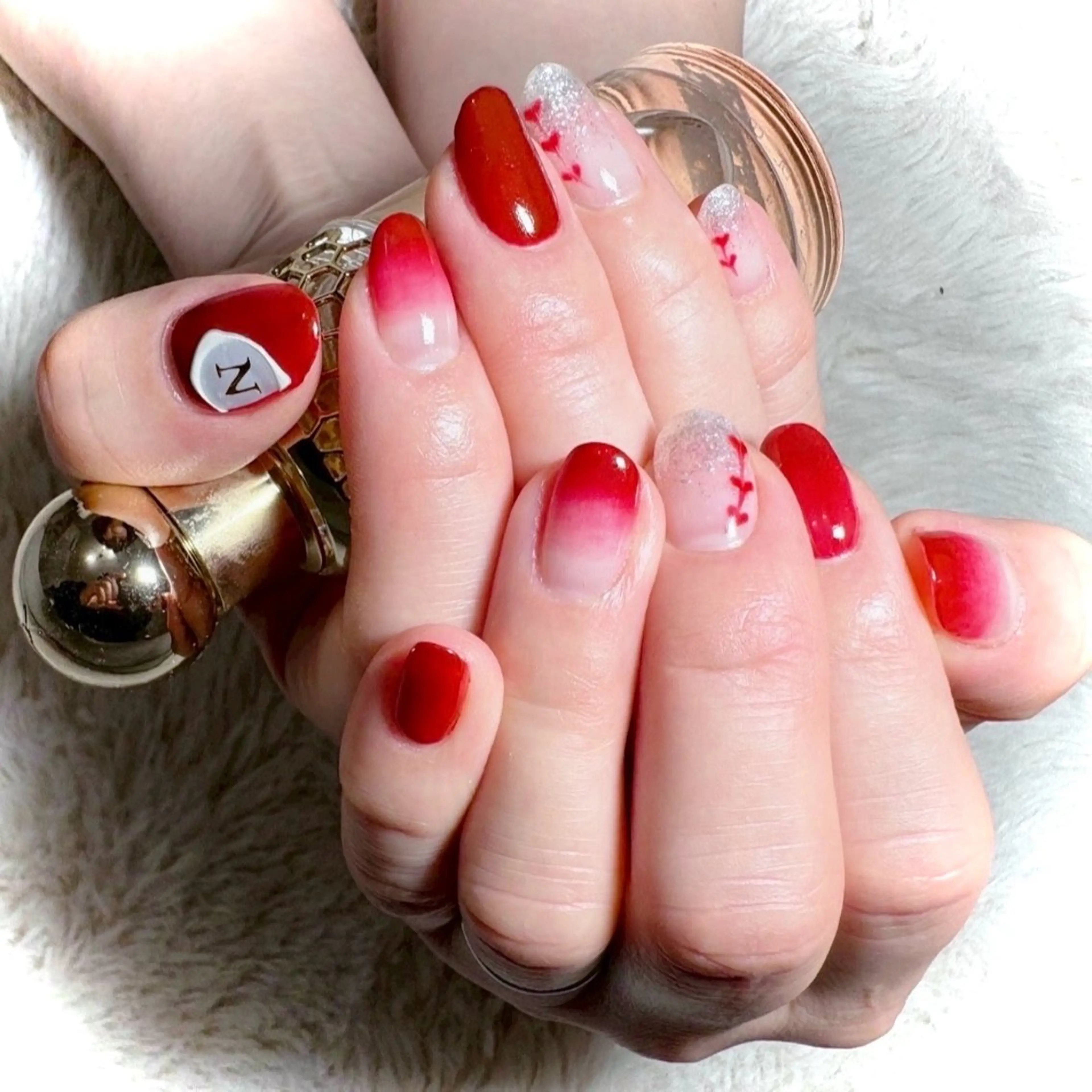 ネイル ラメ(グリッター) ラメグラデーション ワンカラーネイル 💛KAREN‪ 🪄新宿✨nailのネイルデザイン