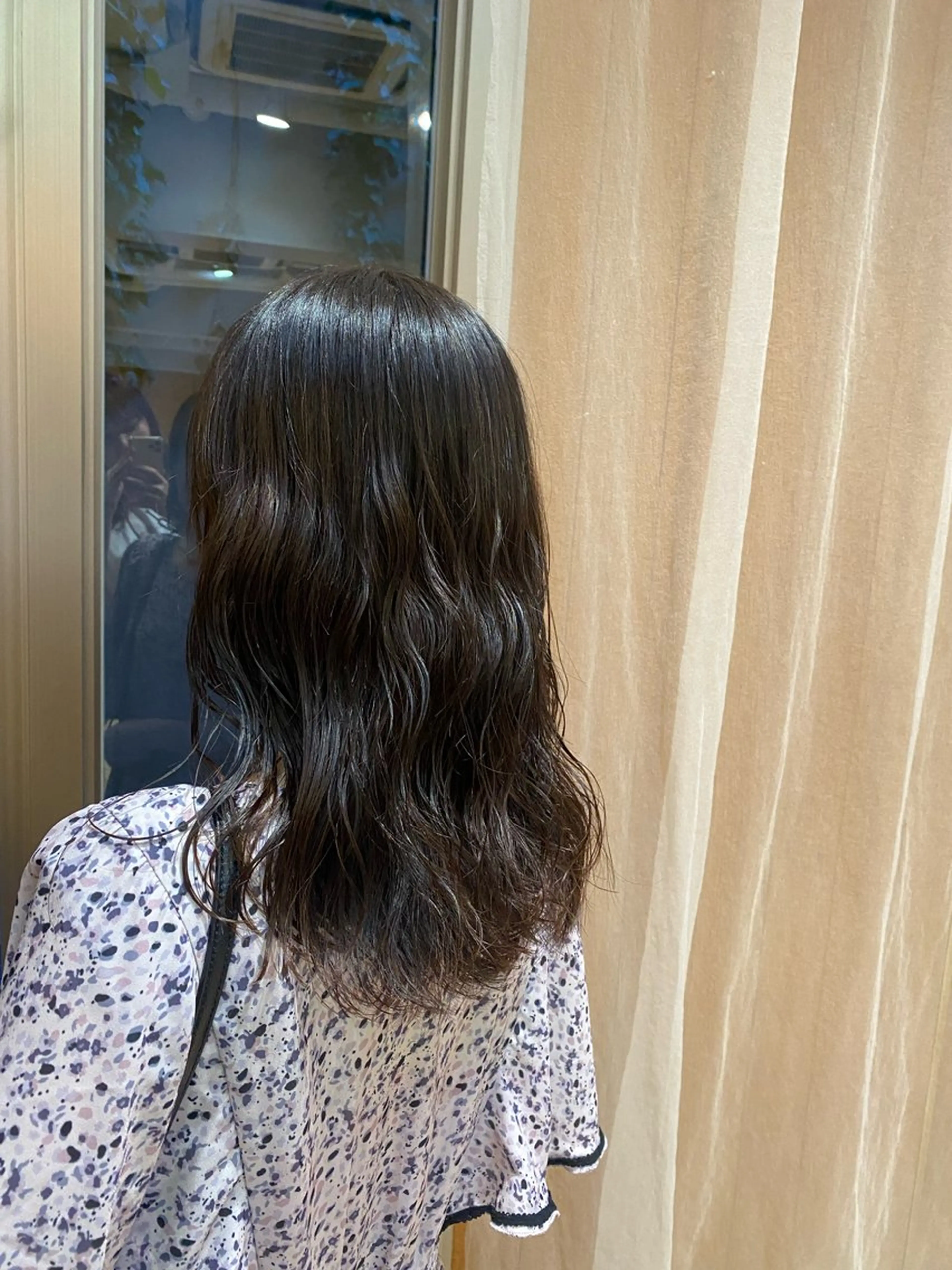 セミロング カット パーマ トリートメント 大人可愛い♡コテ巻き パーマ🌼杉田 萌恵のヘアスタイル