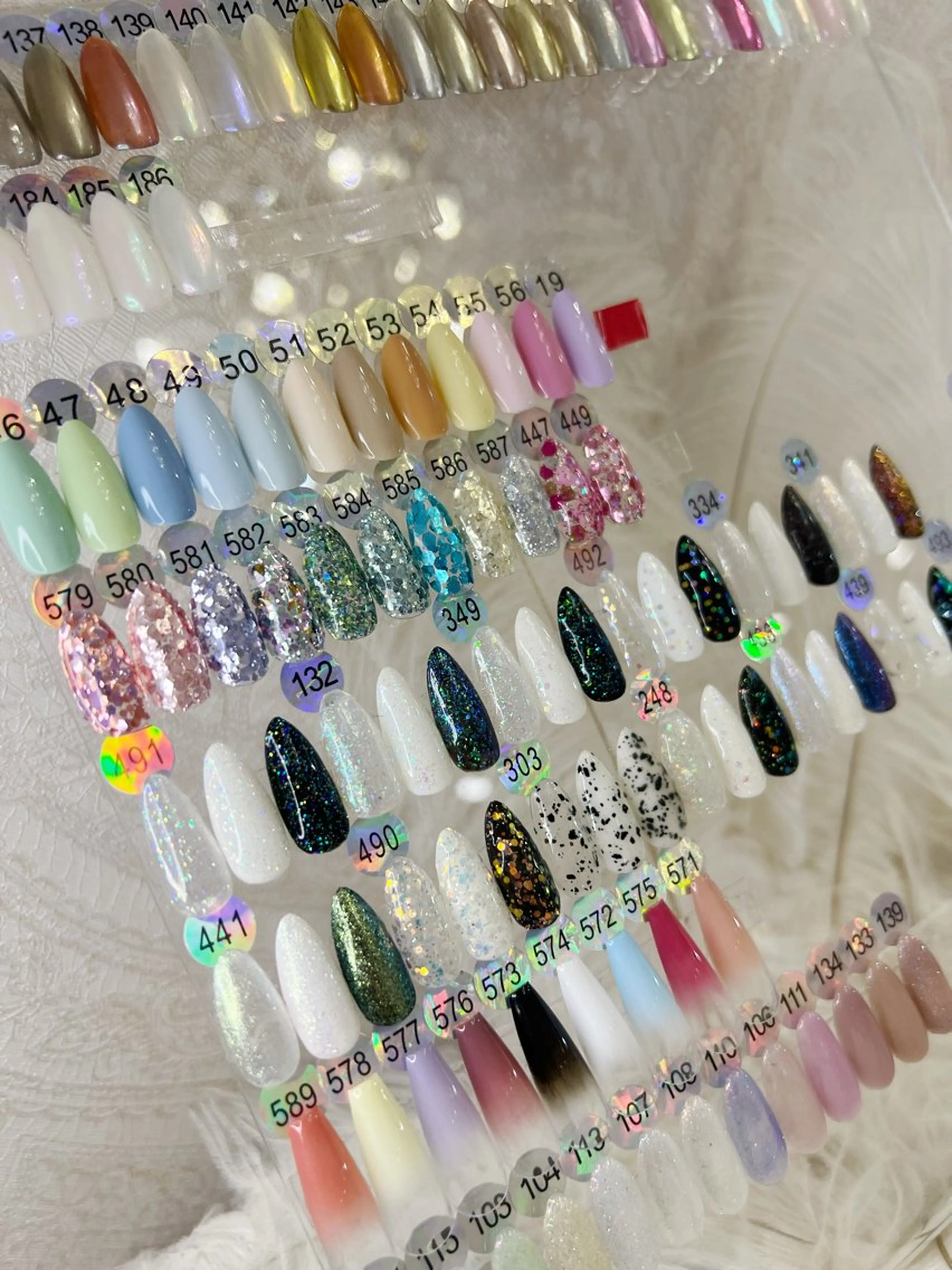 ネイル Ubuntu🎀 ネイルサロン✨のネイルデザイン