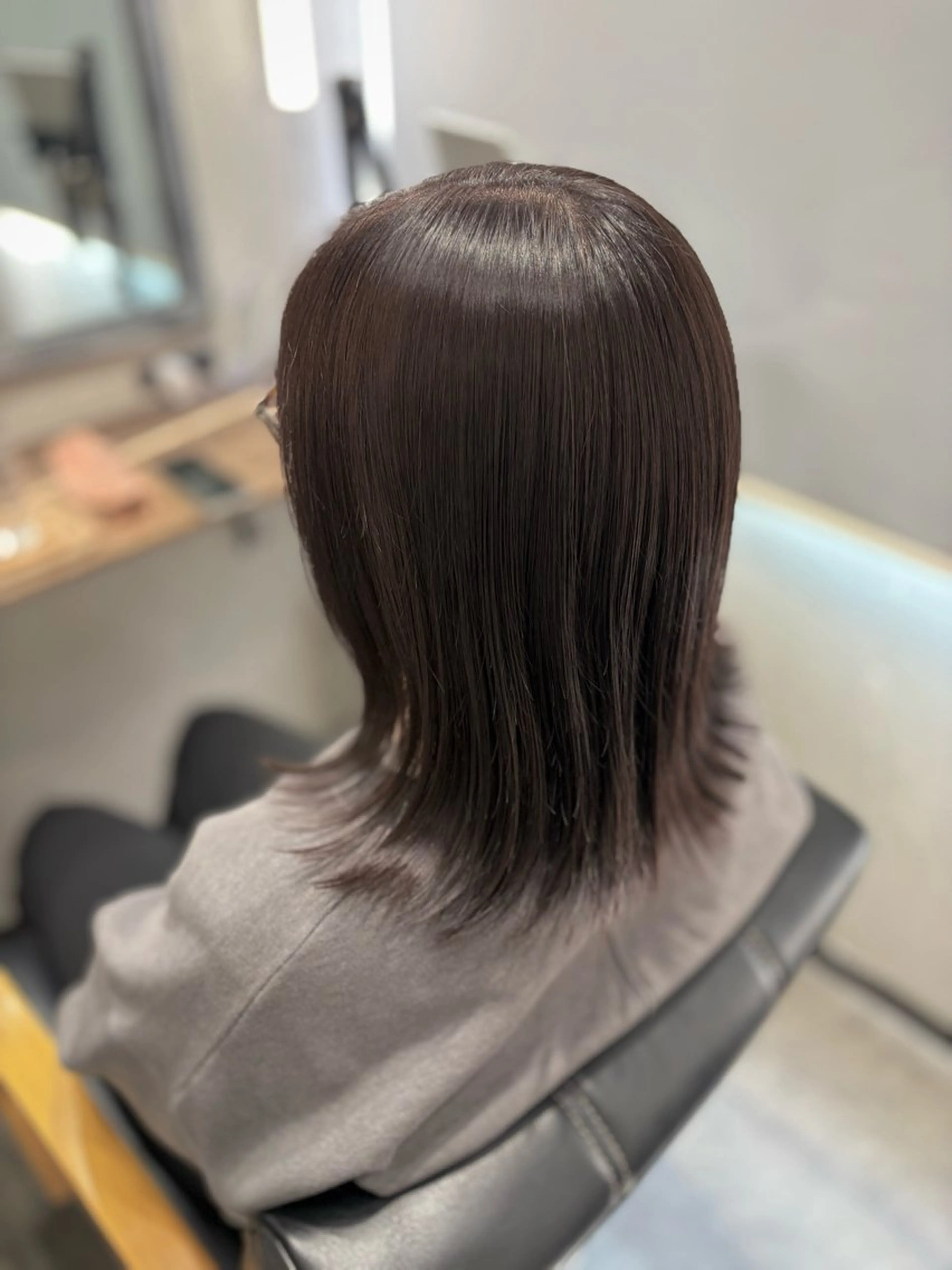 ミディアム カット ヘアカラー 白鳥 正孝のヘアスタイル