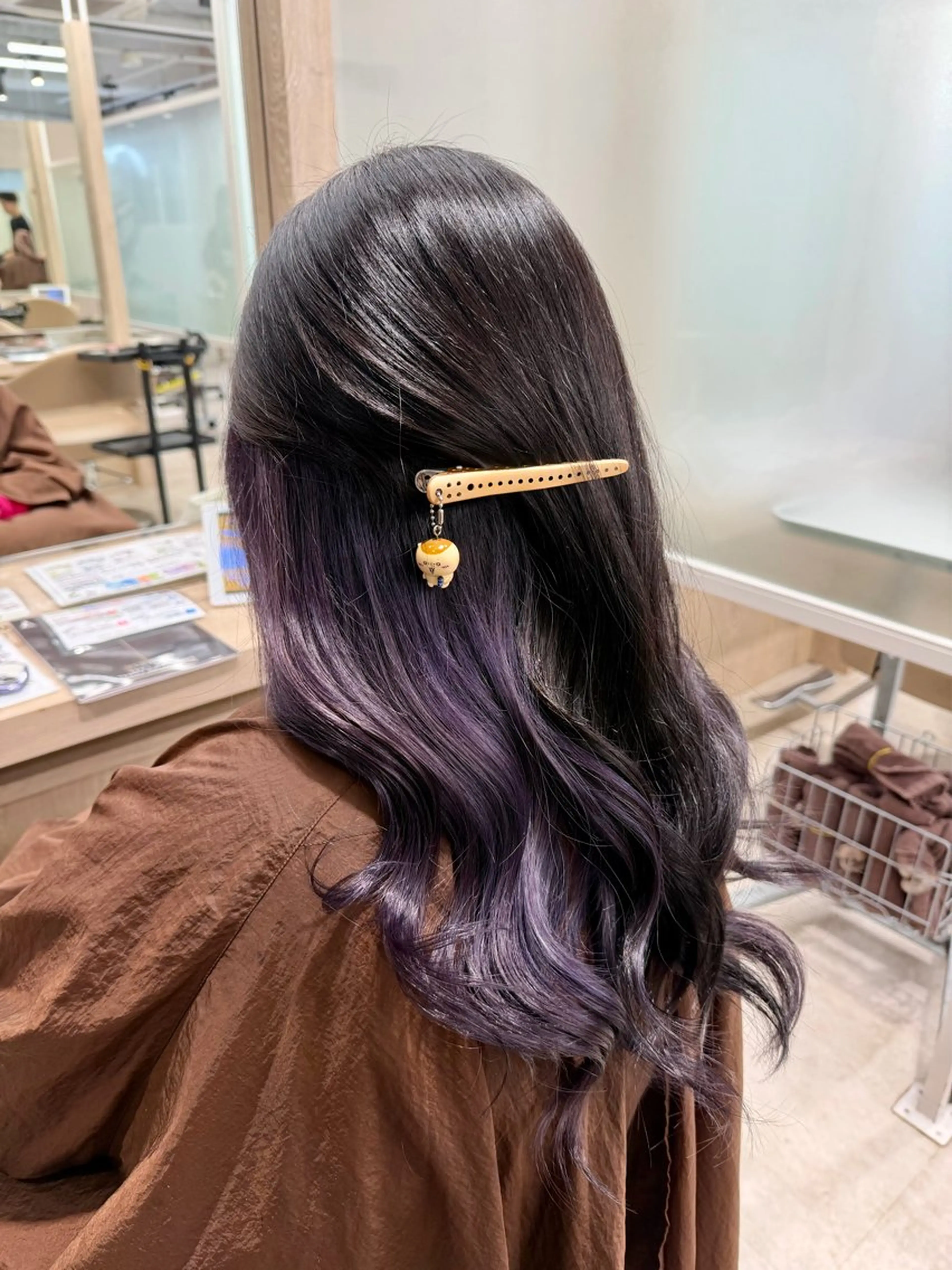 ロング カラー デザインカラー インナーカラー パープルカラー カット ヘアカラー トリートメント EARTH菊名店👾 ひらのすぐるのヘアスタイル