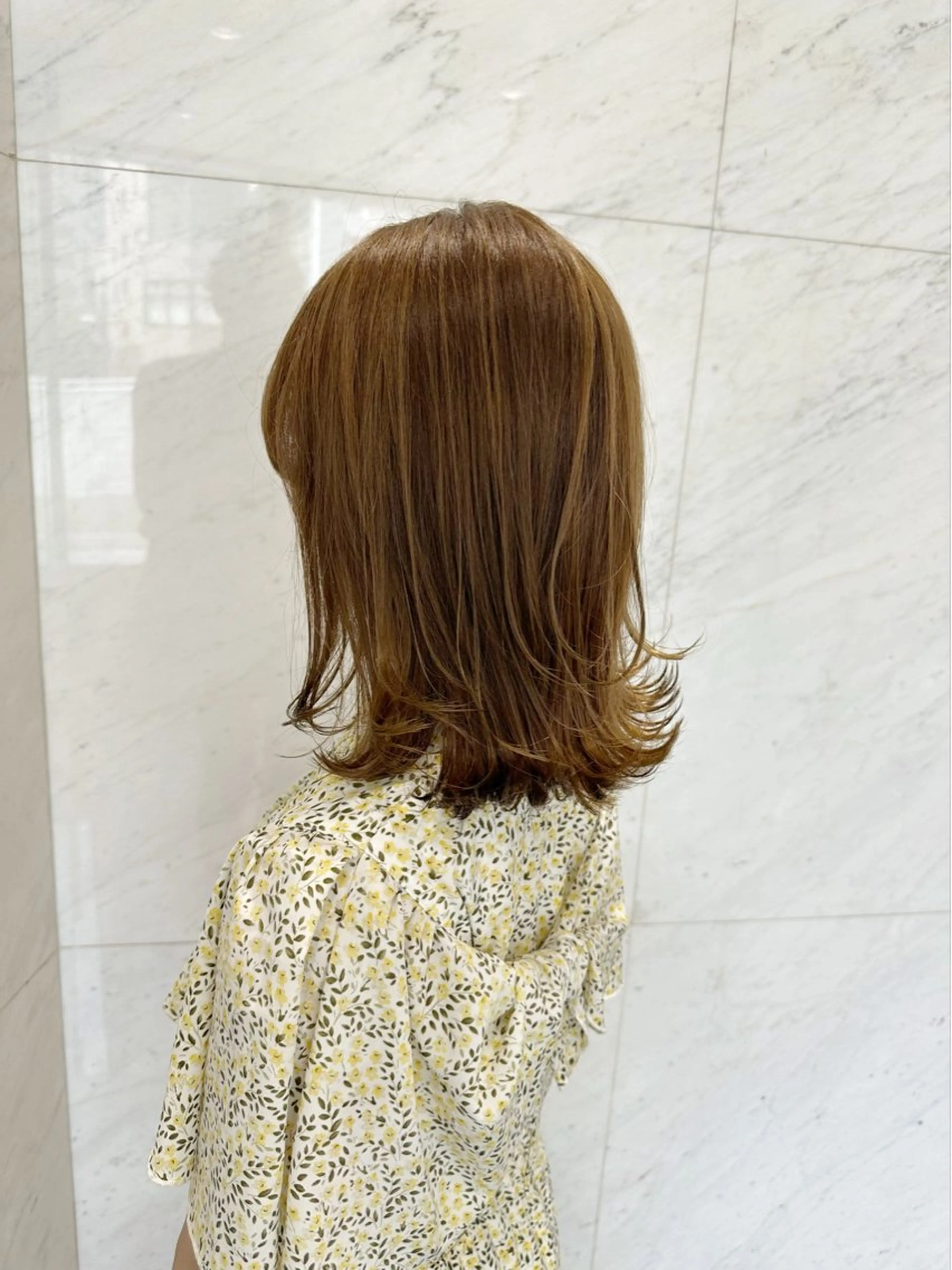 ミディアム カラー カット ヘアカラー トリートメント 古田 昂也のヘアスタイル