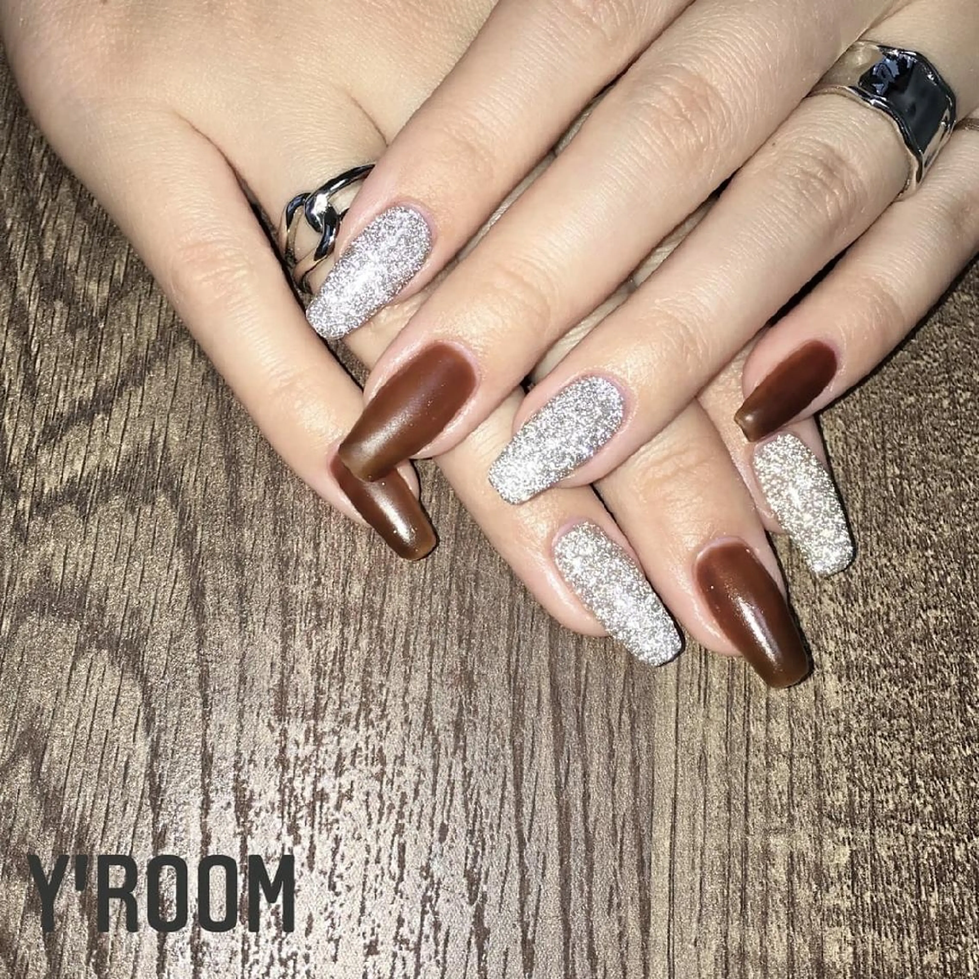 ネイル フラッシュネイル ジェルネイル マグネットネイル マットネイル ニュアンスネイル YUKA （ネイリスト）のネイルデザイン