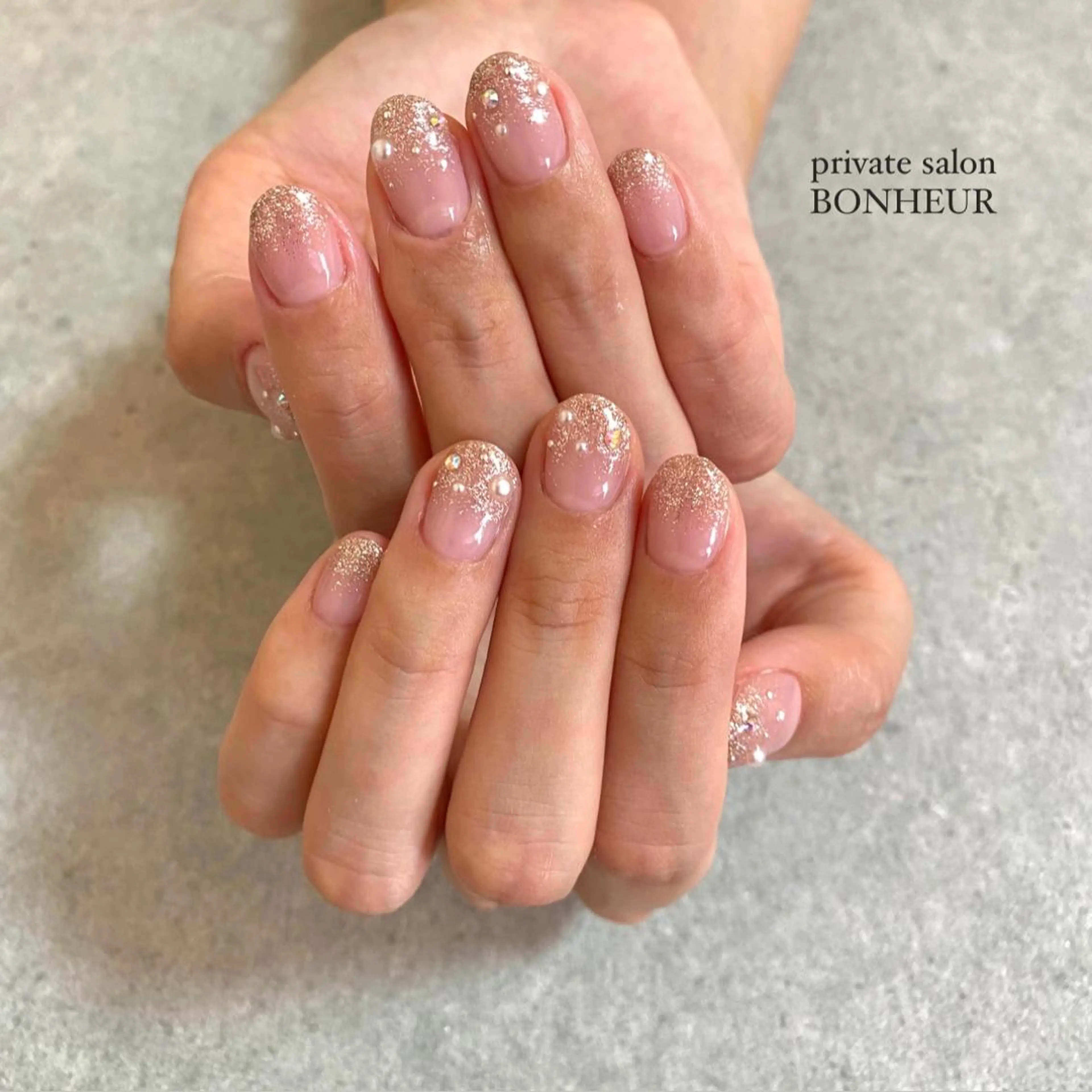 ネイル ハンドネイル BONHEUR Annaのネイルデザイン