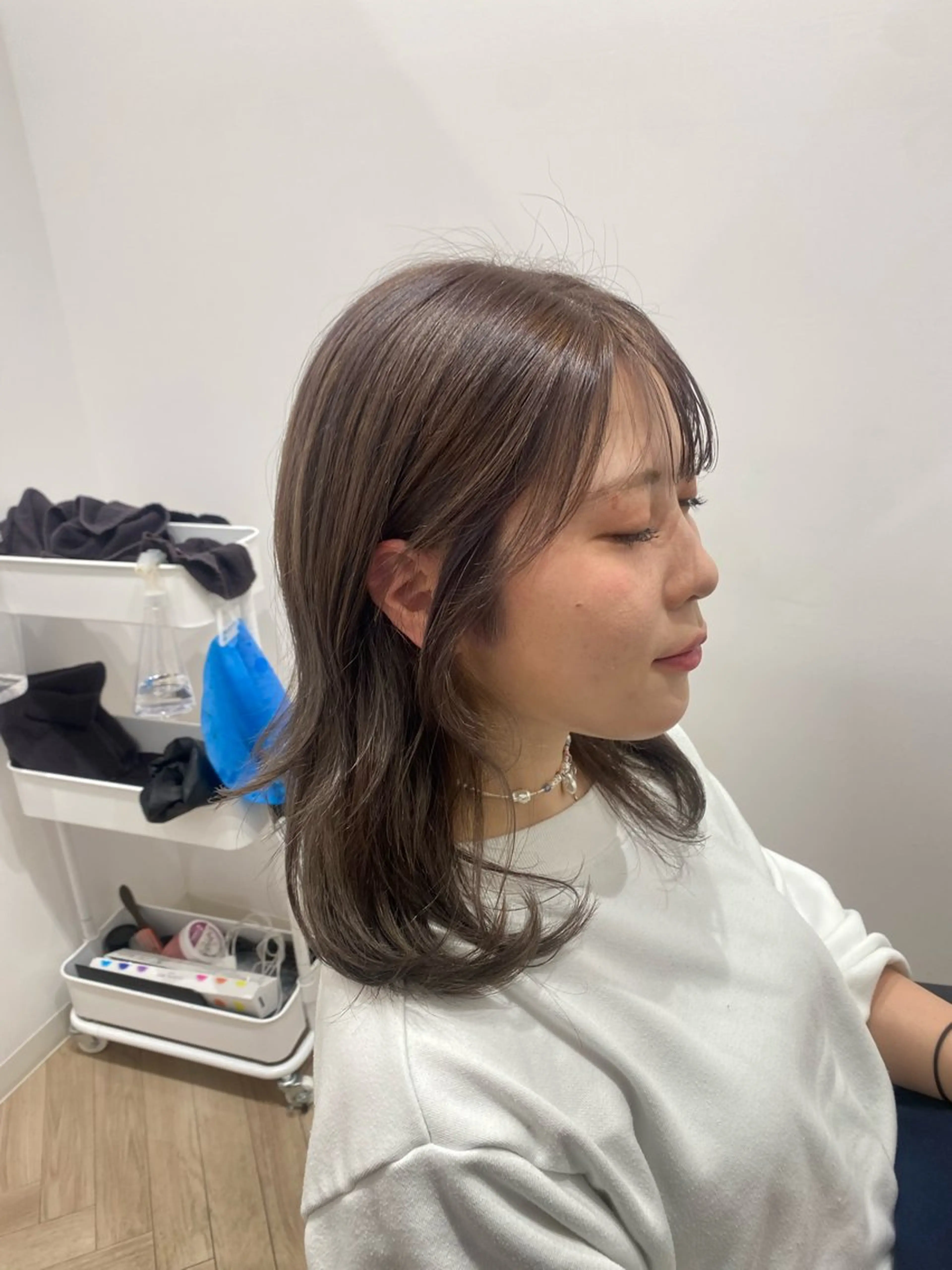 セミロング カラー ブリーチ 透明感カラー ダブルカラー ラベンダーカラー ブリーチなしカラー ヘアカラー トリートメント 🍑艶髪✖️暖色系 ✨momoka🍑のヘアスタイル