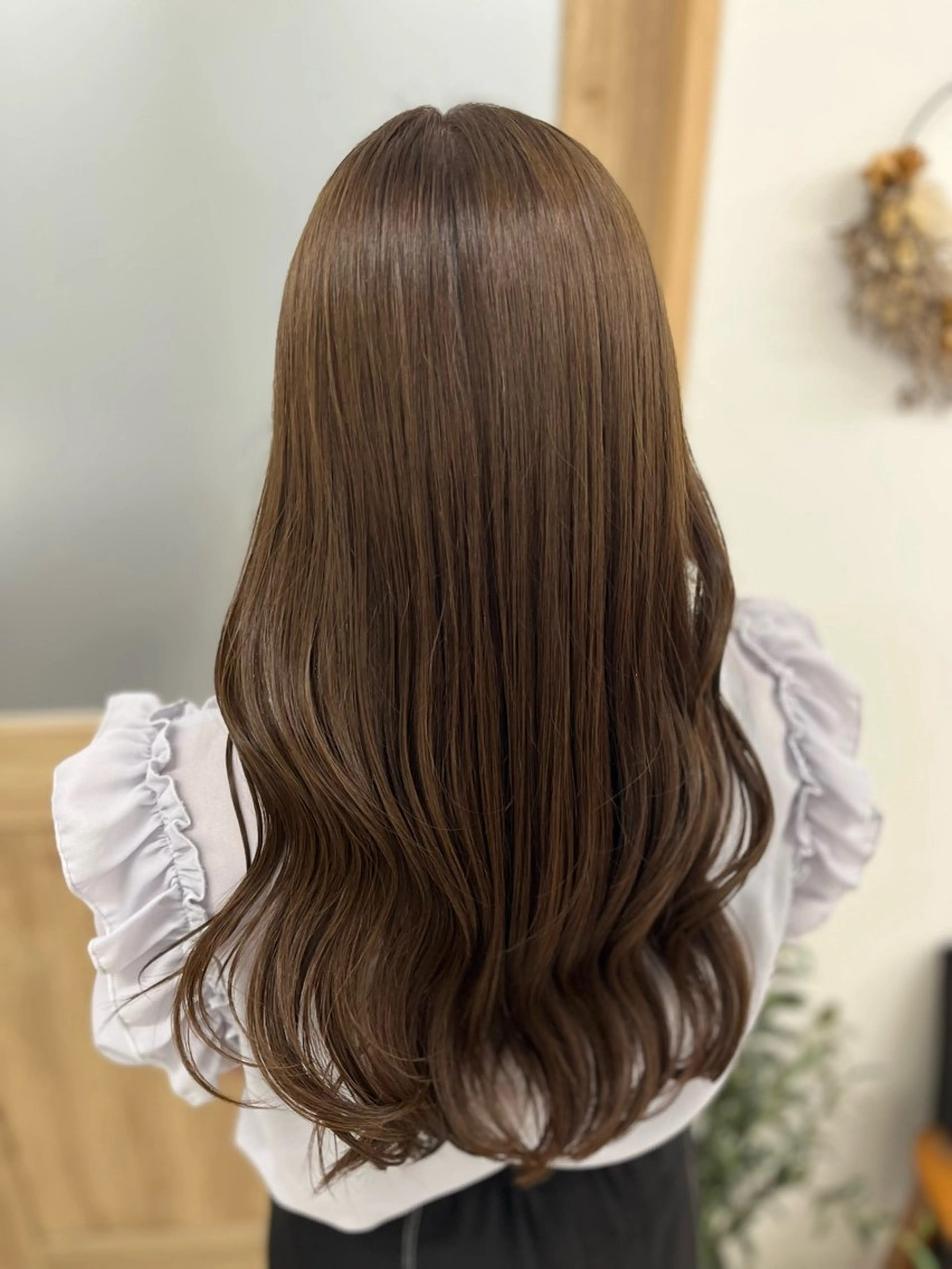 ロング カラー ベージュカラー 🫧ぷる艶カラー🫧 Yuubi🦩のヘアスタイル