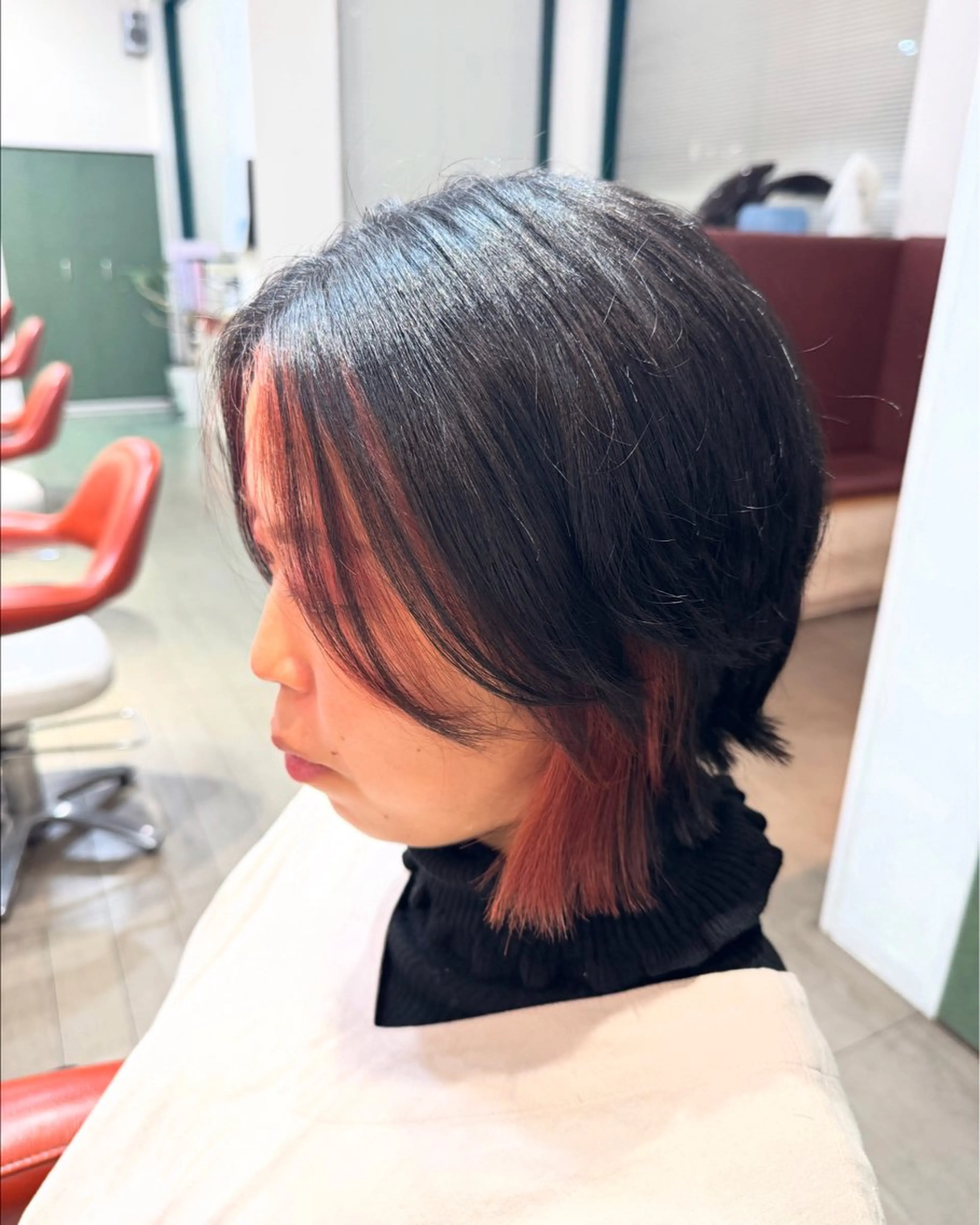 ミディアム カラー 大塚 しおりのヘアスタイル