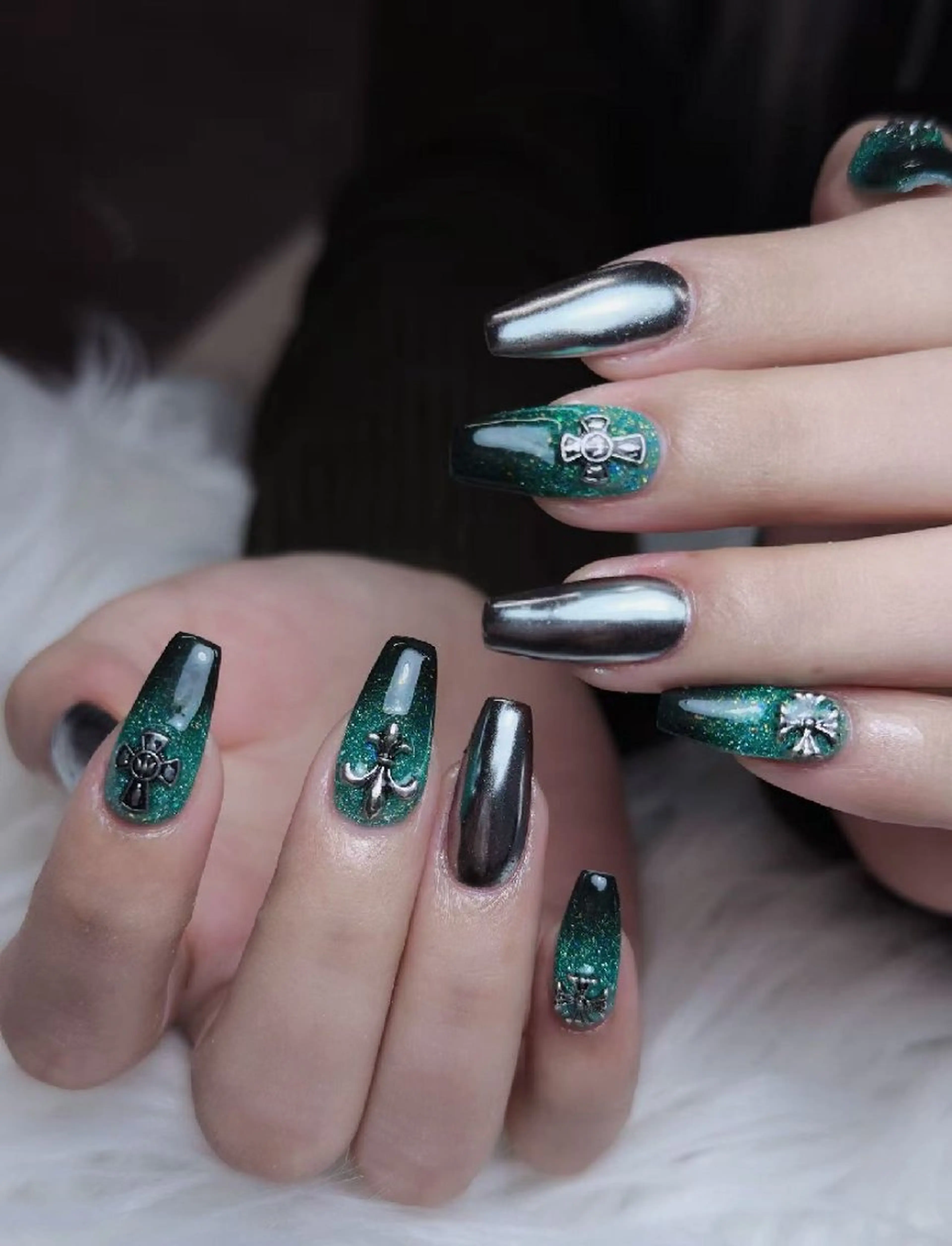 ネイル ENsalon AKIRAのネイルデザイン