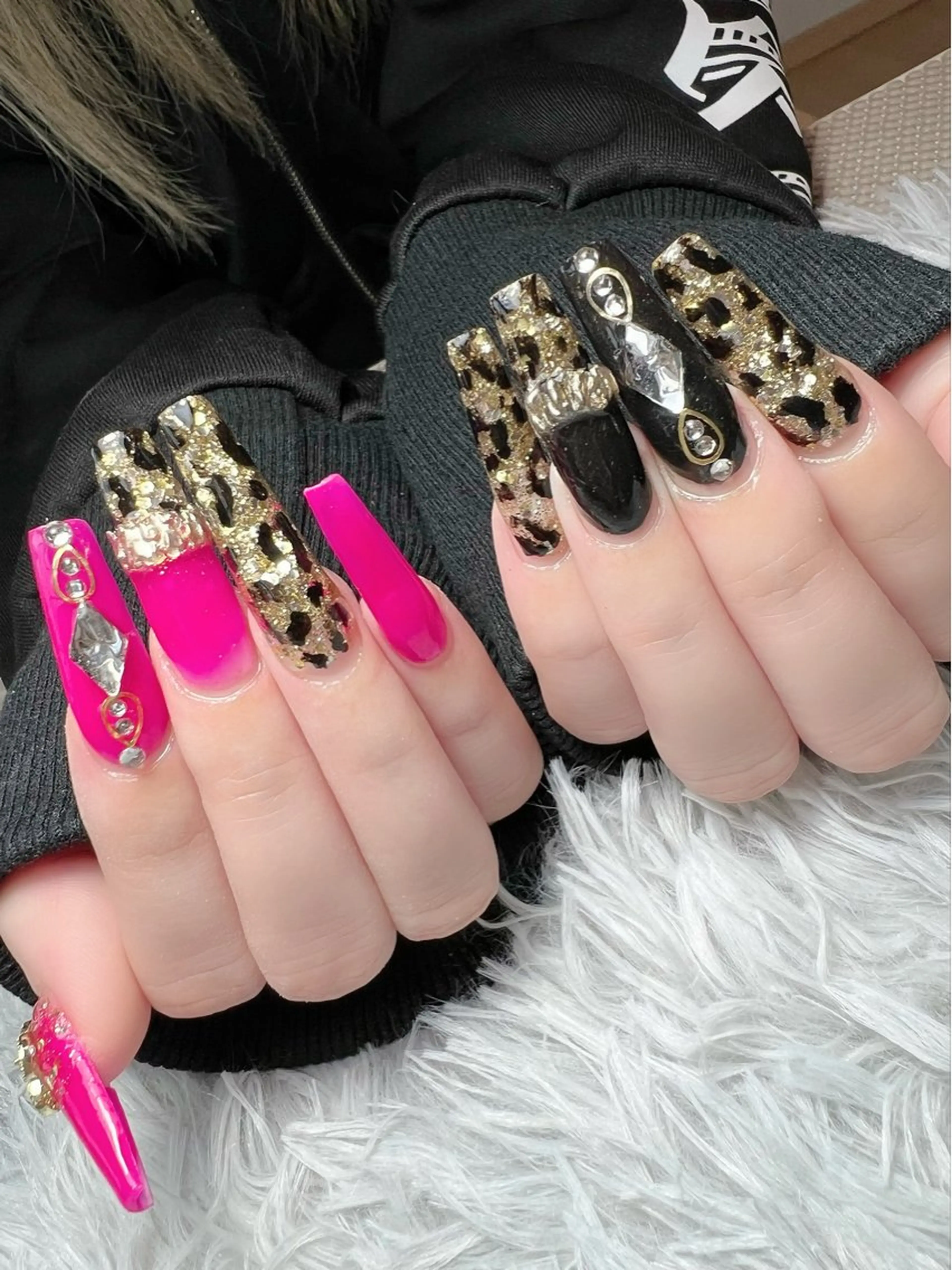 ネイル フットネイル ジェルネイル ロングネイル メンズネイル スカルプネイル ハンドネイル シェヌネイル JURAのネイルデザイン