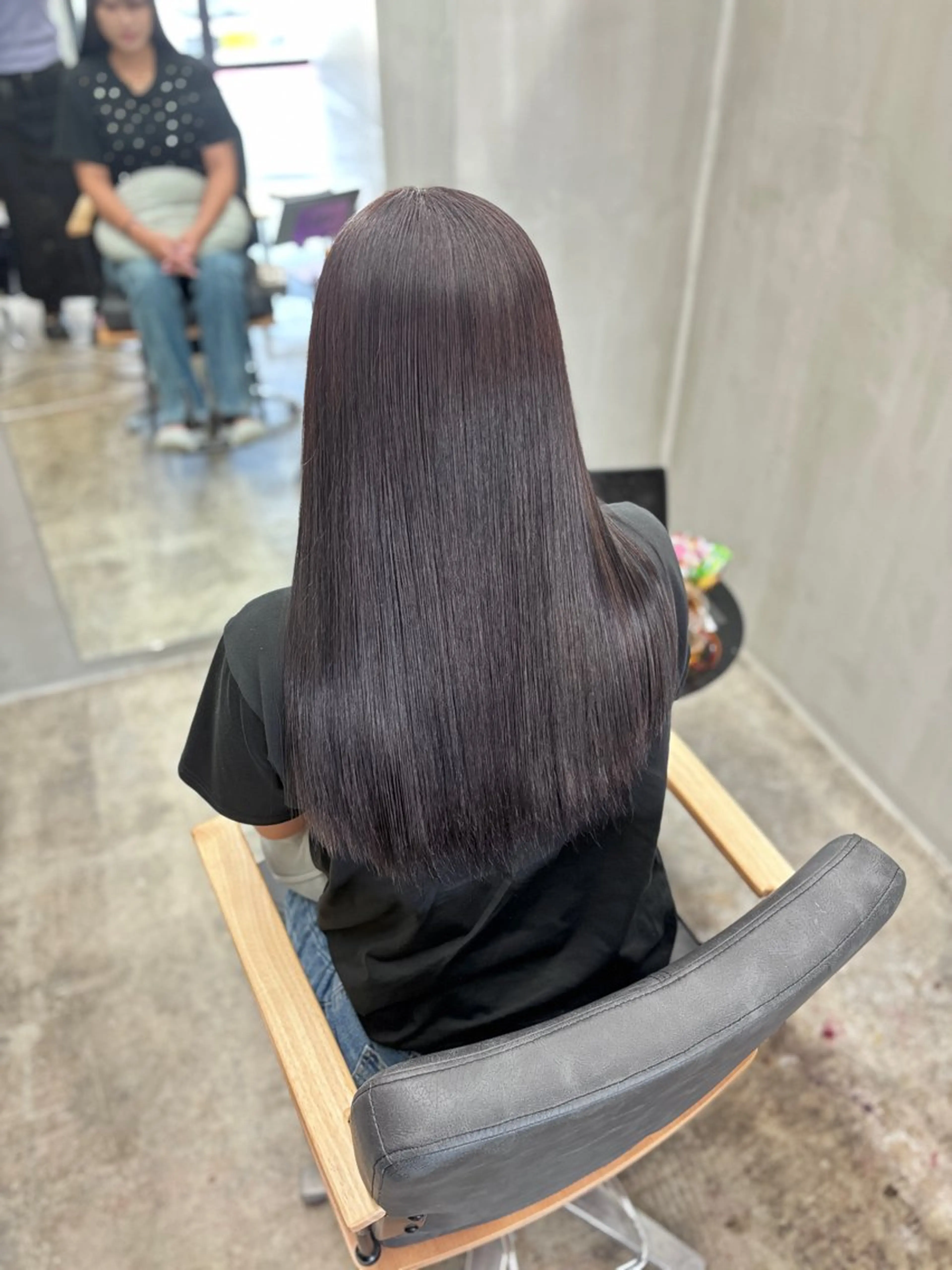 ロング miloc naha ナナカのヘアスタイル