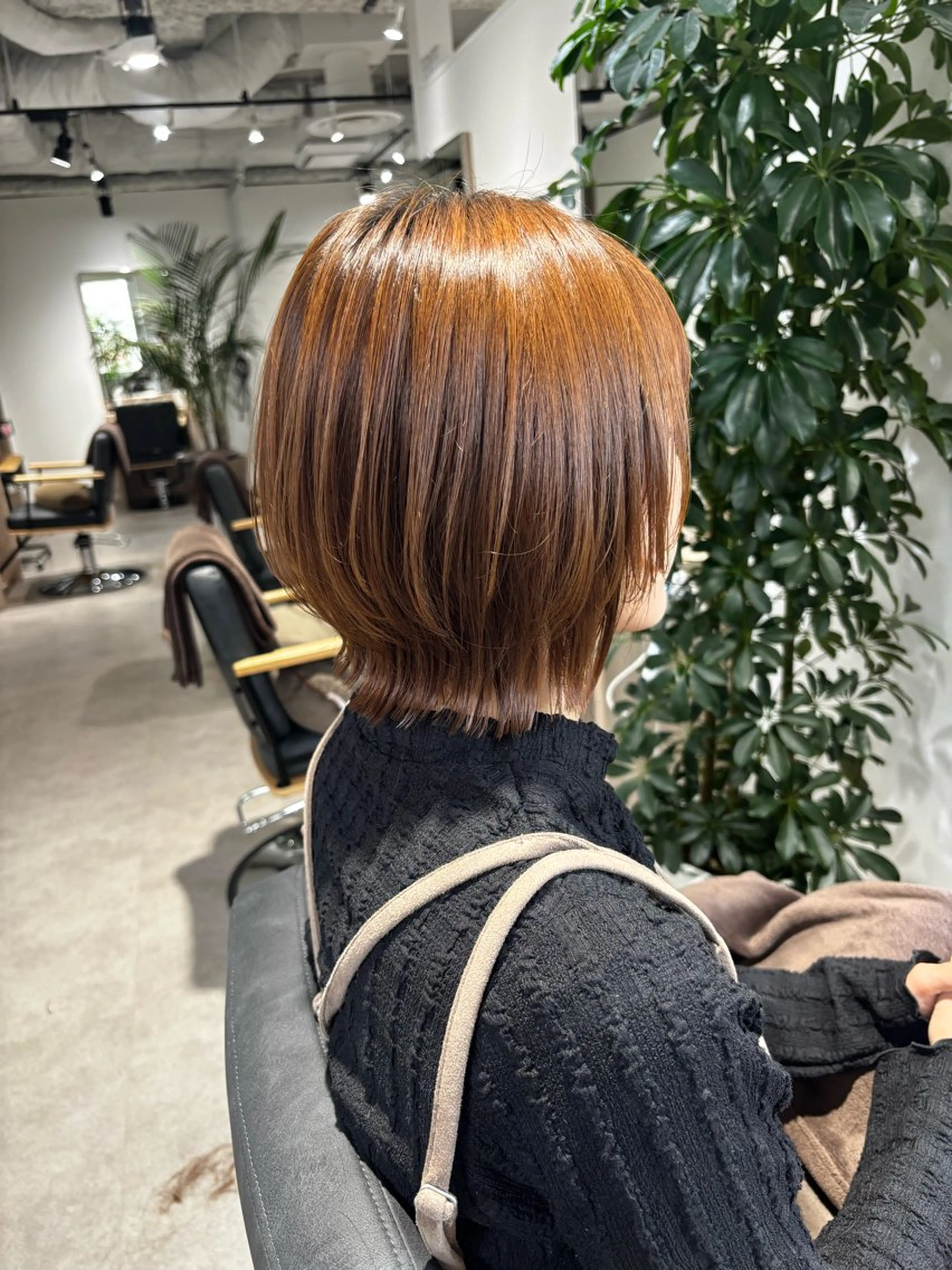 ミディアム ボブレイヤー ボブ レイヤーカット イシザワ ユミのヘアスタイル
