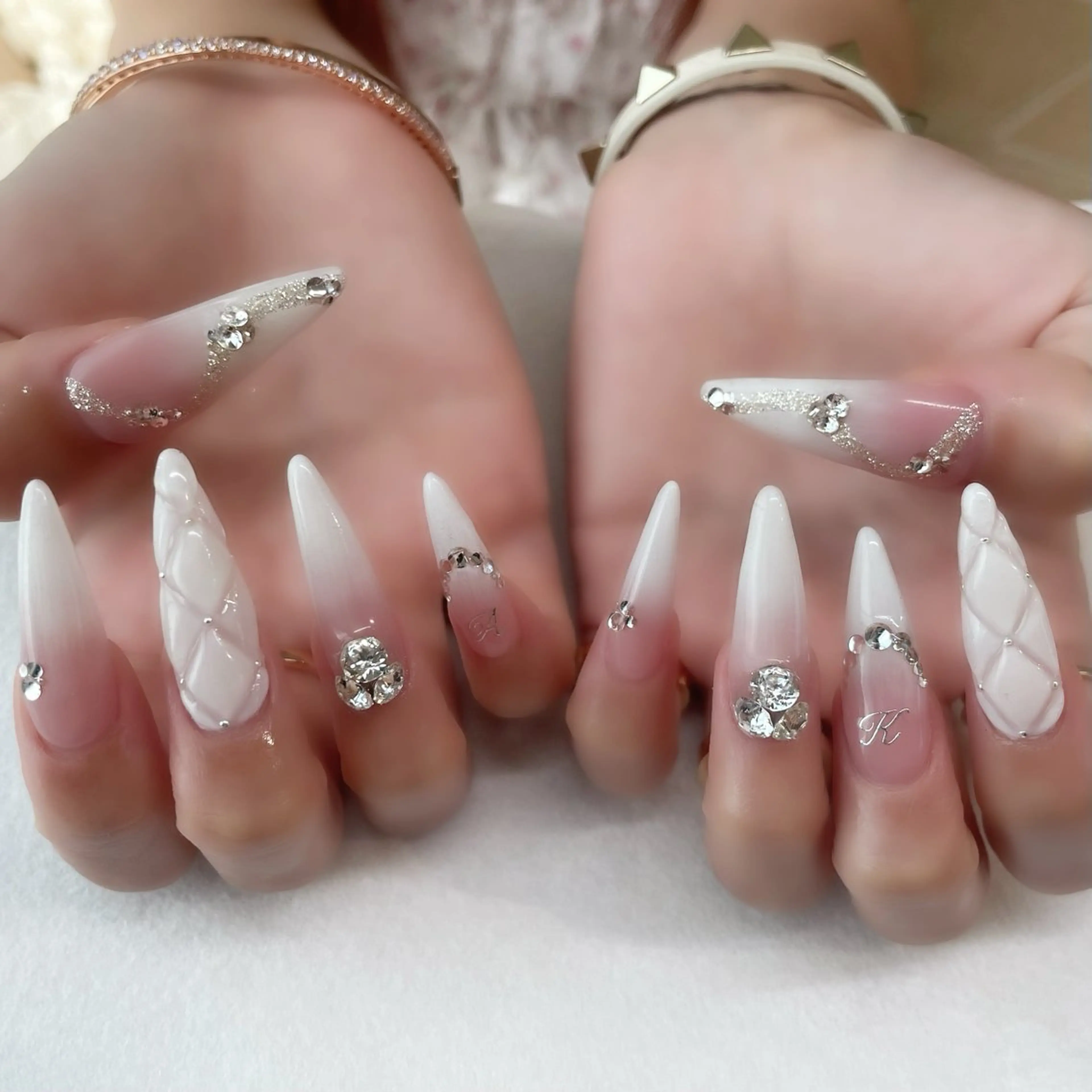 ネイル ハンドネイル 💎🐰 saki. m 🐰💎のネイルデザイン