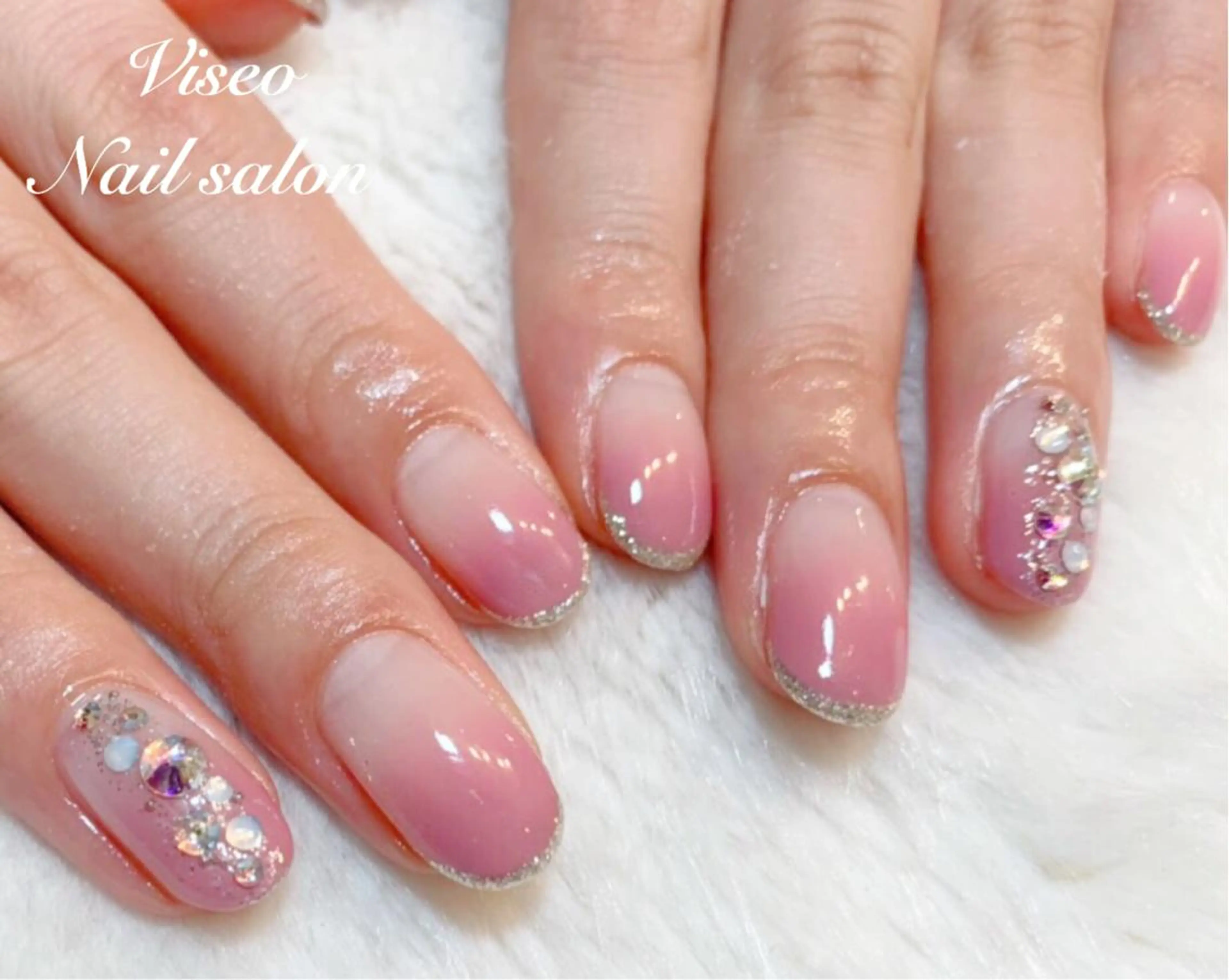 ネイル ハンドネイル Viseo《6週間 長持ちパラジェル》のネイルデザイン
