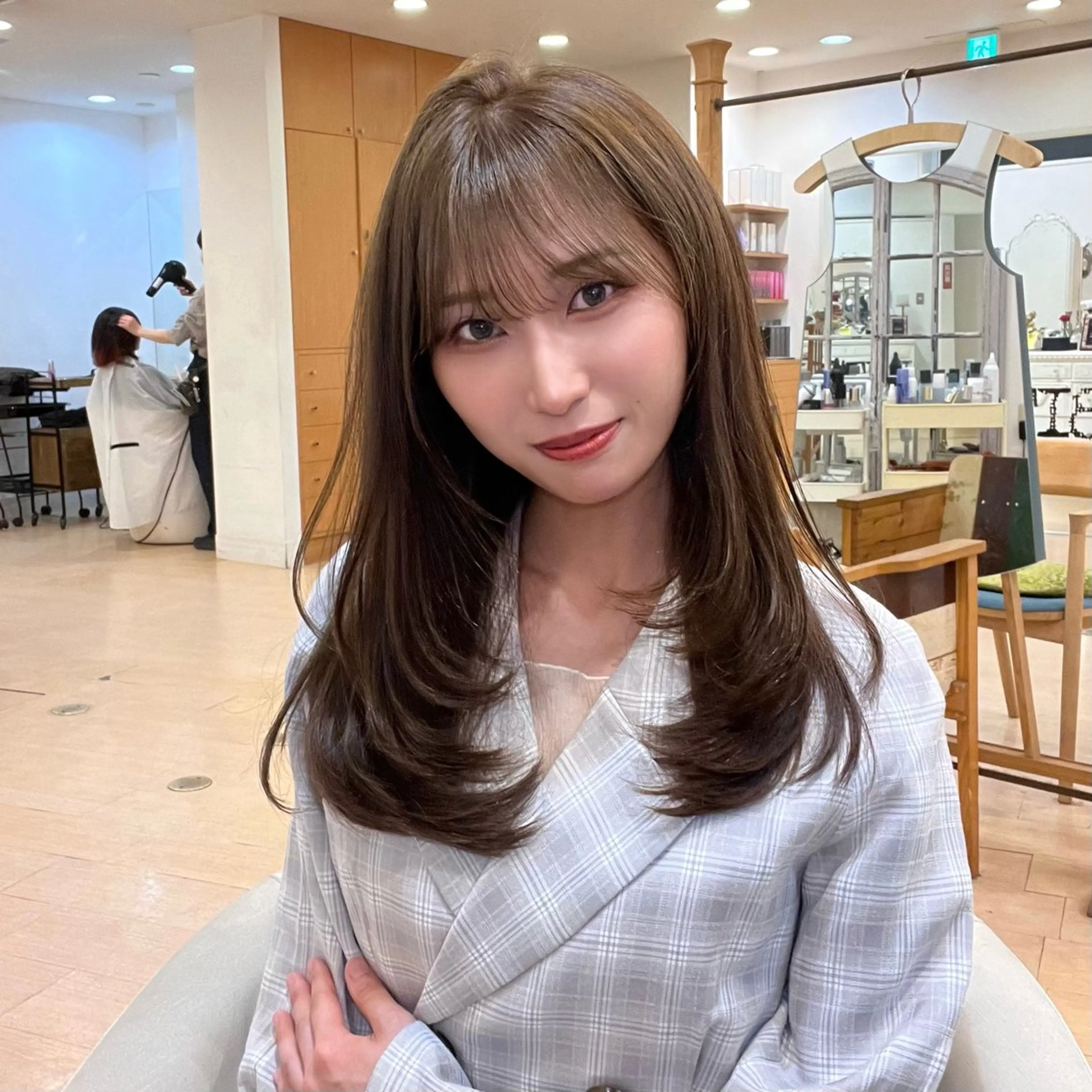 セミロング カラー くびれヘア 顔周りカット 韓国風ヘア レイヤーカット 似合わせカット LUNA🌙韓国ヘア 🌙レイヤーカットのヘアスタイル