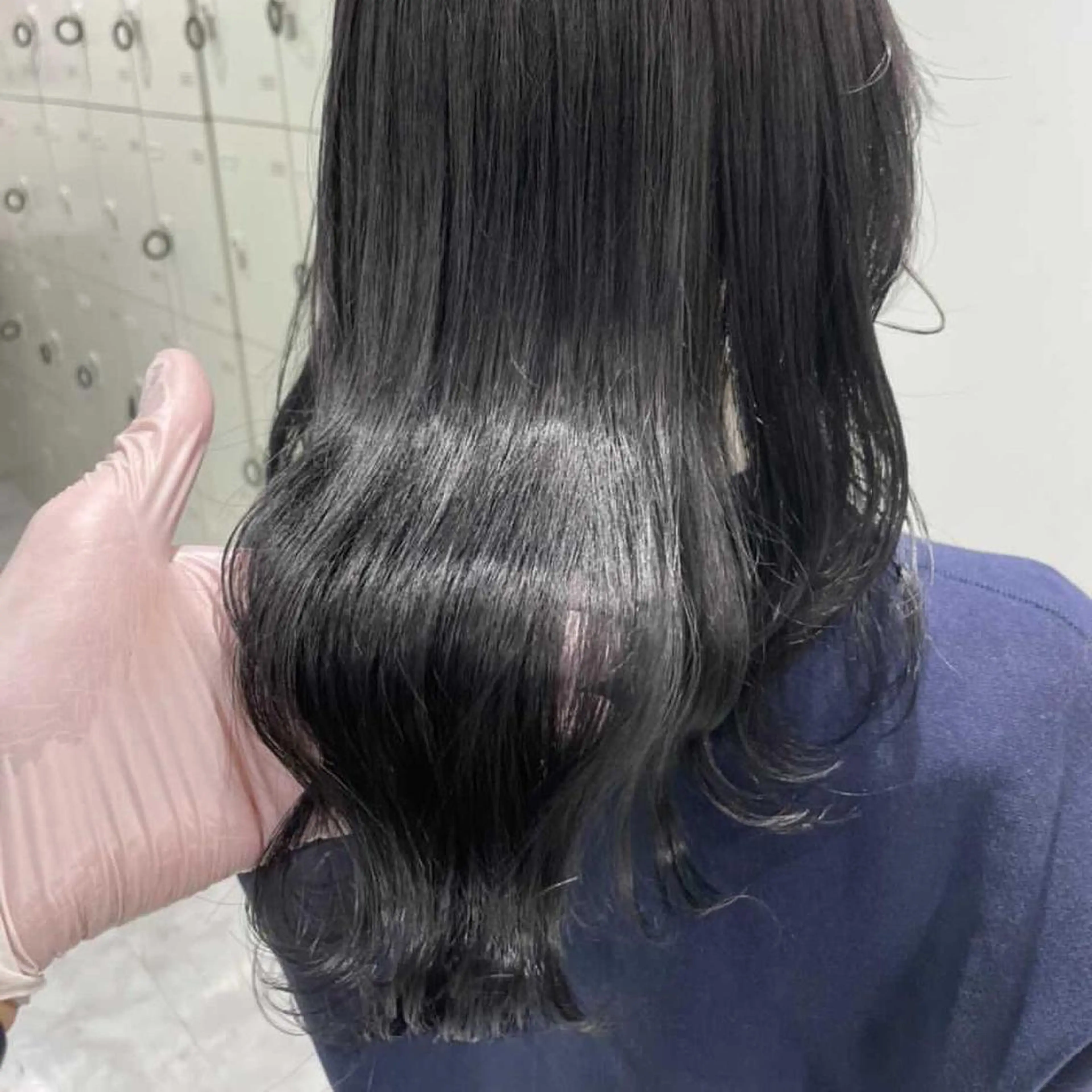 ミディアム カラー パーマ ヘアアレンジ ネイル マツエク・マツパ 韓国風ベージュ🤎 赤みなし🌿横浜🤎のヘアスタイル