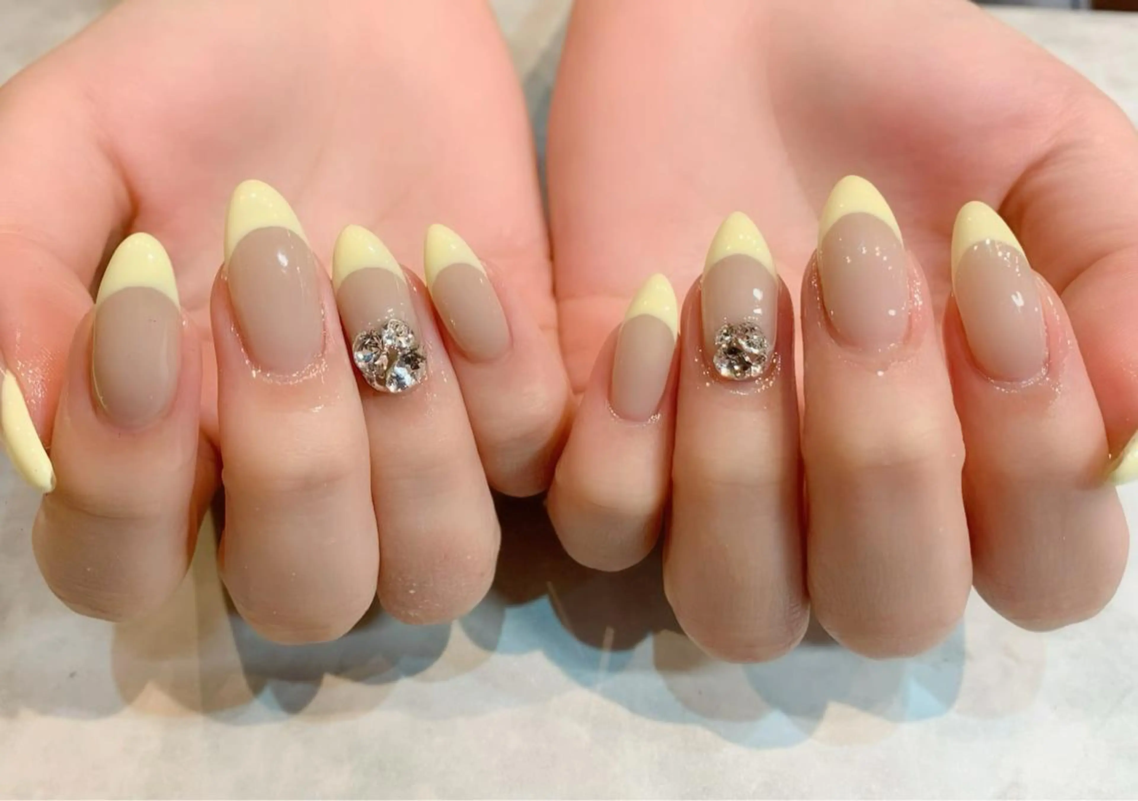 ネイル ハンドネイル デザインサロン attra 本八幡店のネイルデザイン