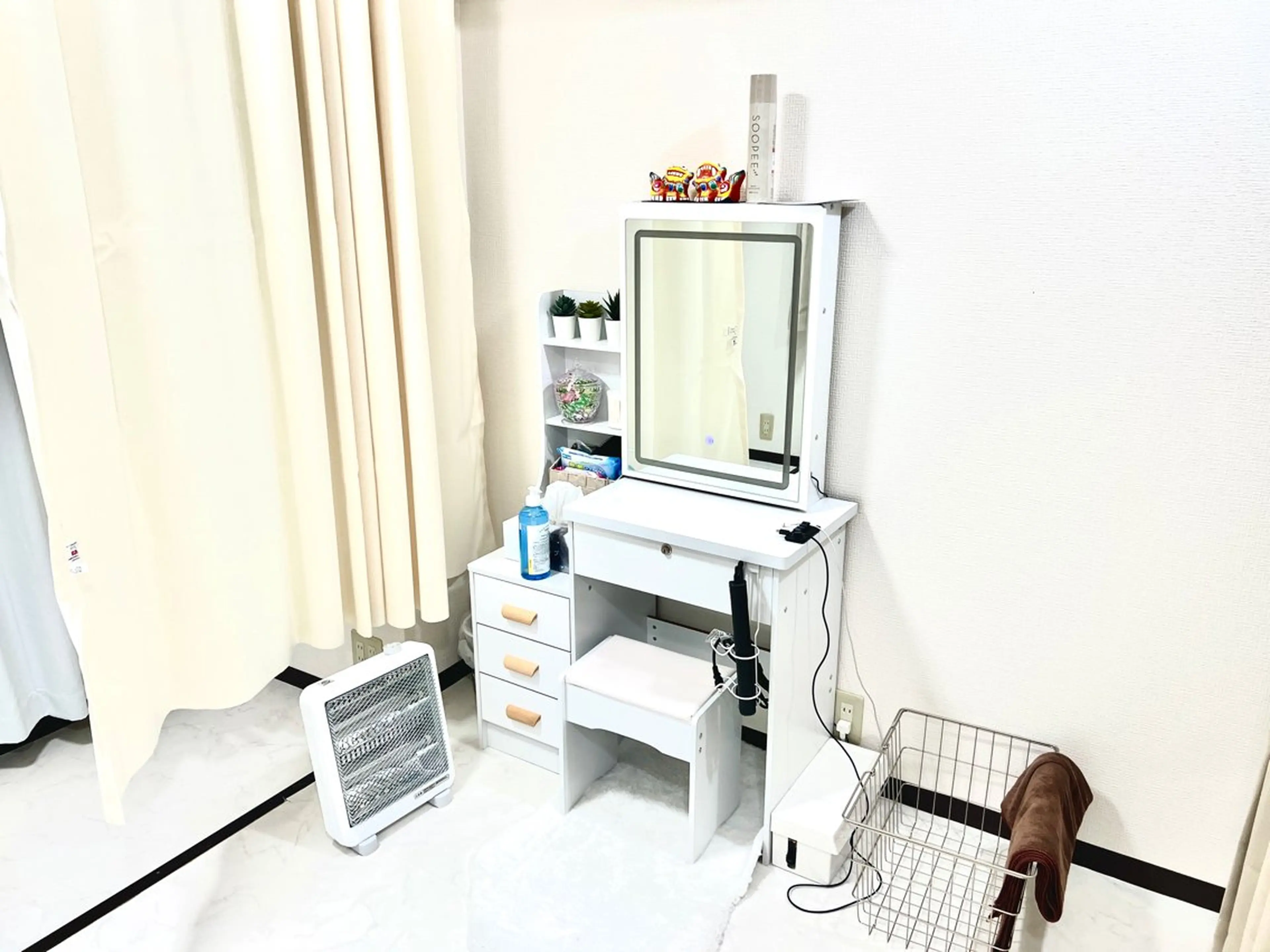 美容鍼×小顔×猫背× ブライダル 大阪梅田のエステ・リラクイメージ