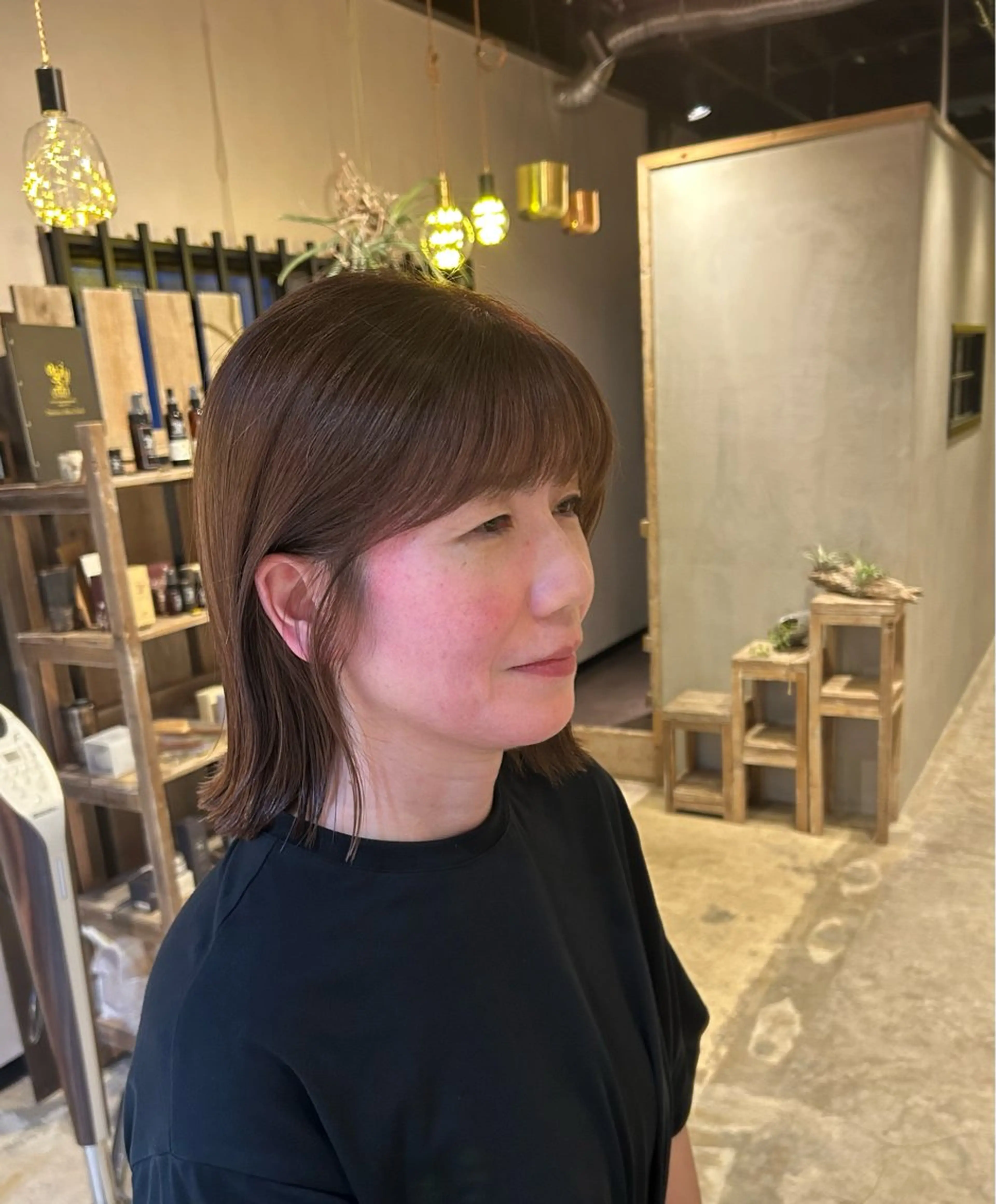 ミディアム カラー ボブ 外ハネヘア 北原 紗希のヘアスタイル