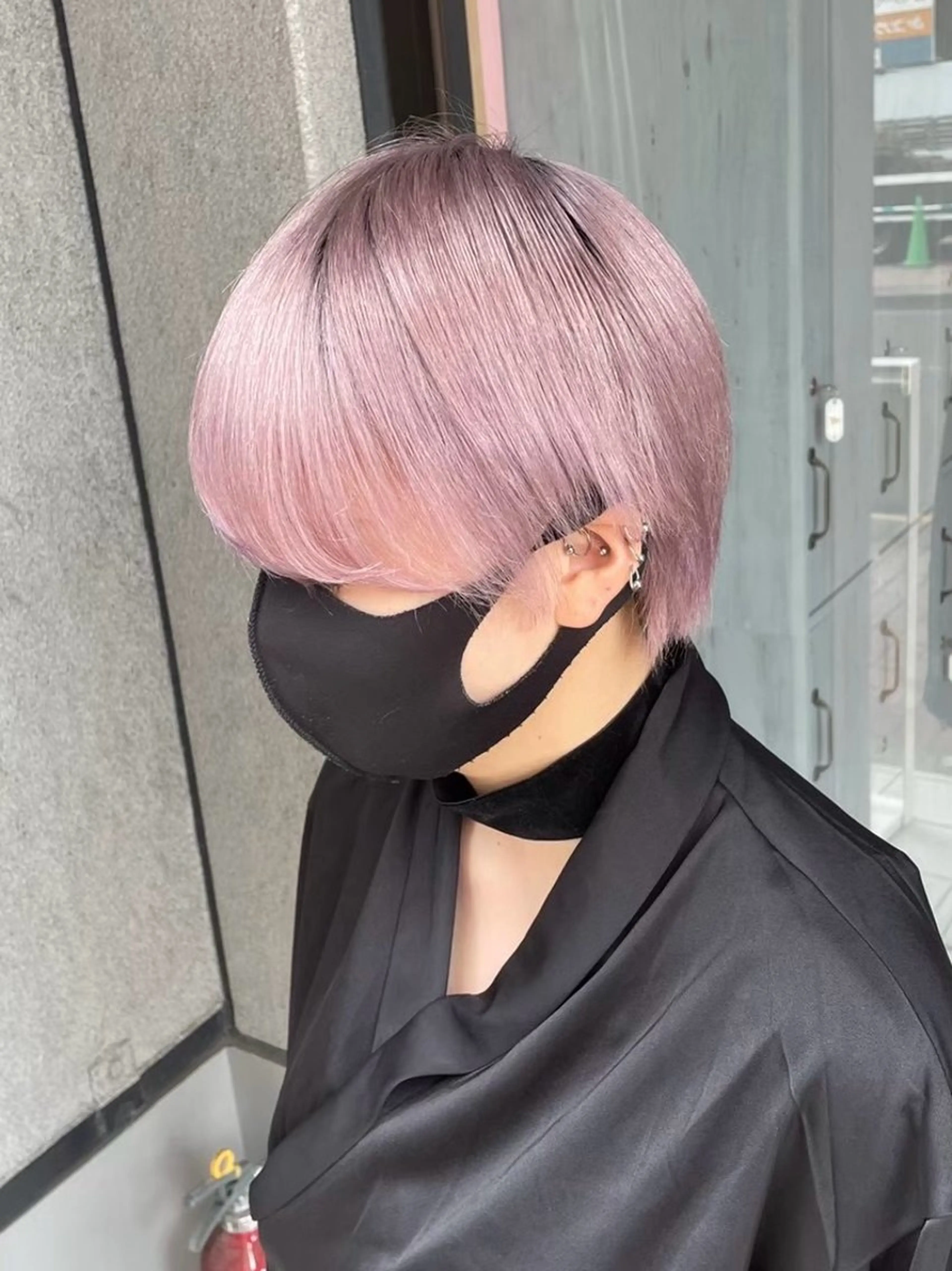 ショート カラー ☦️派手髪∔シャギー 🐺SEKIKAWAのヘアスタイル