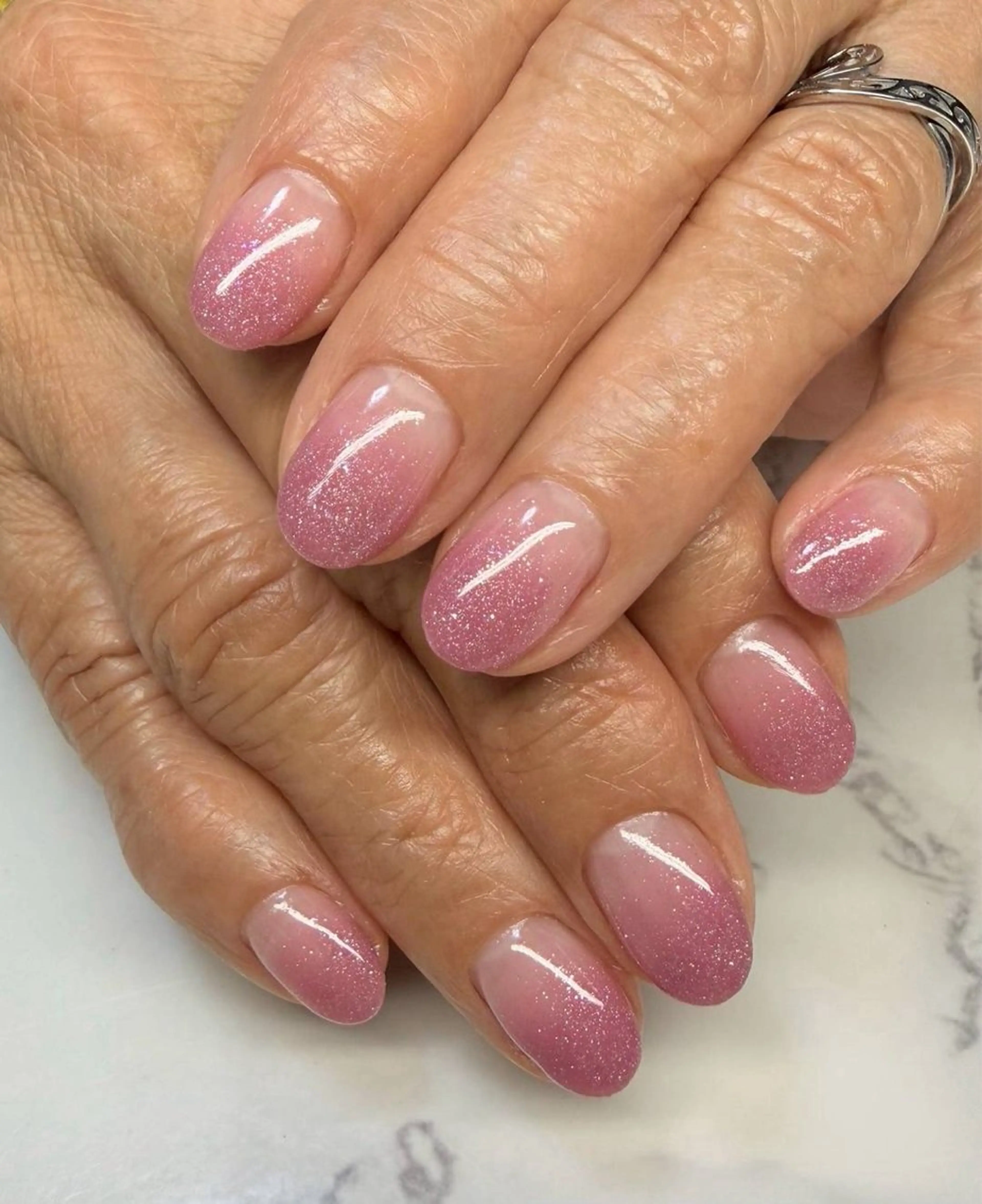 ネイル アートネイル チークネイル フラッシュネイル フラッシュマグ フレンチネイル M.N_ nailのネイルデザイン