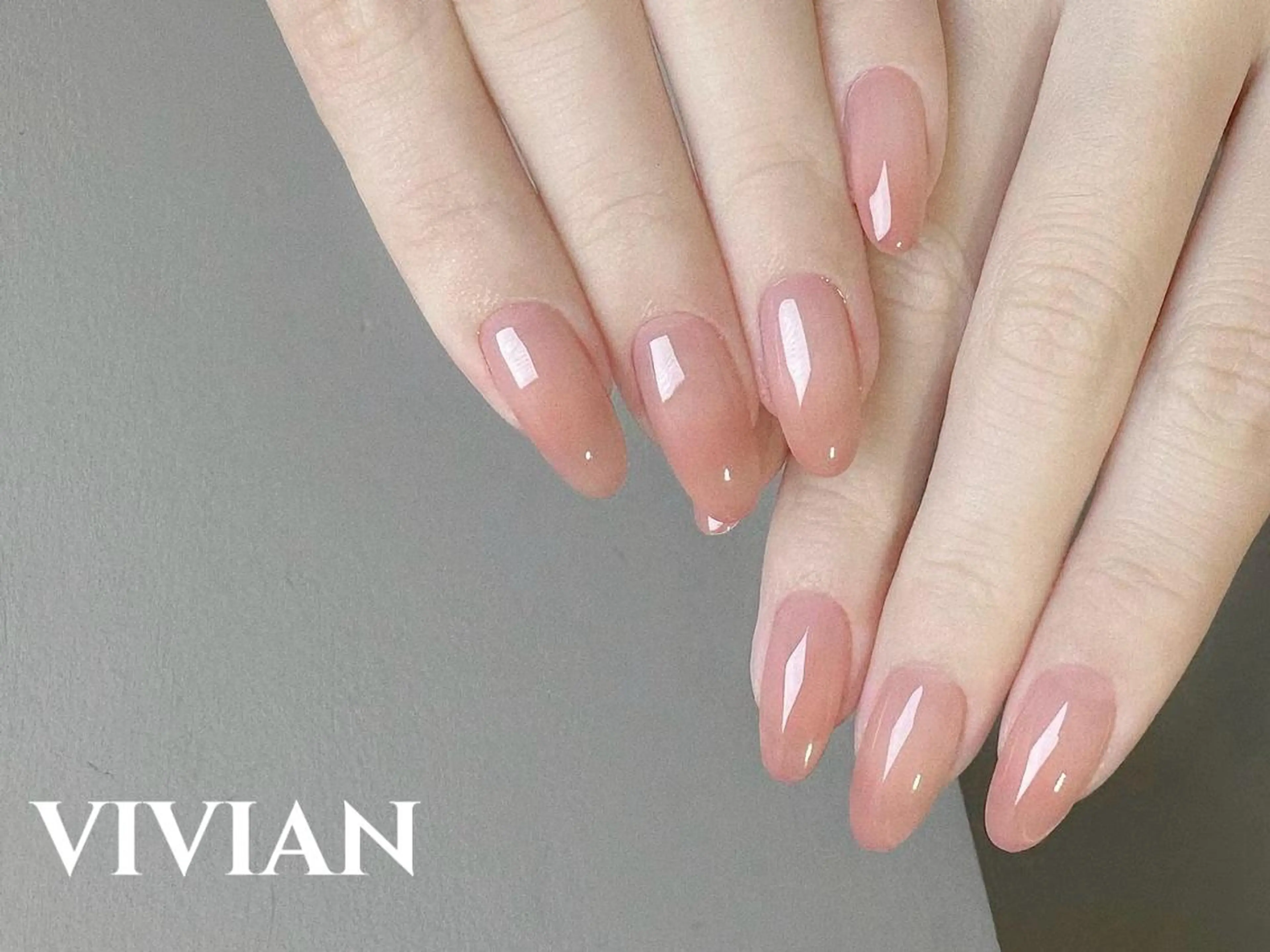 ネイル VIVIAN リサのネイルデザイン