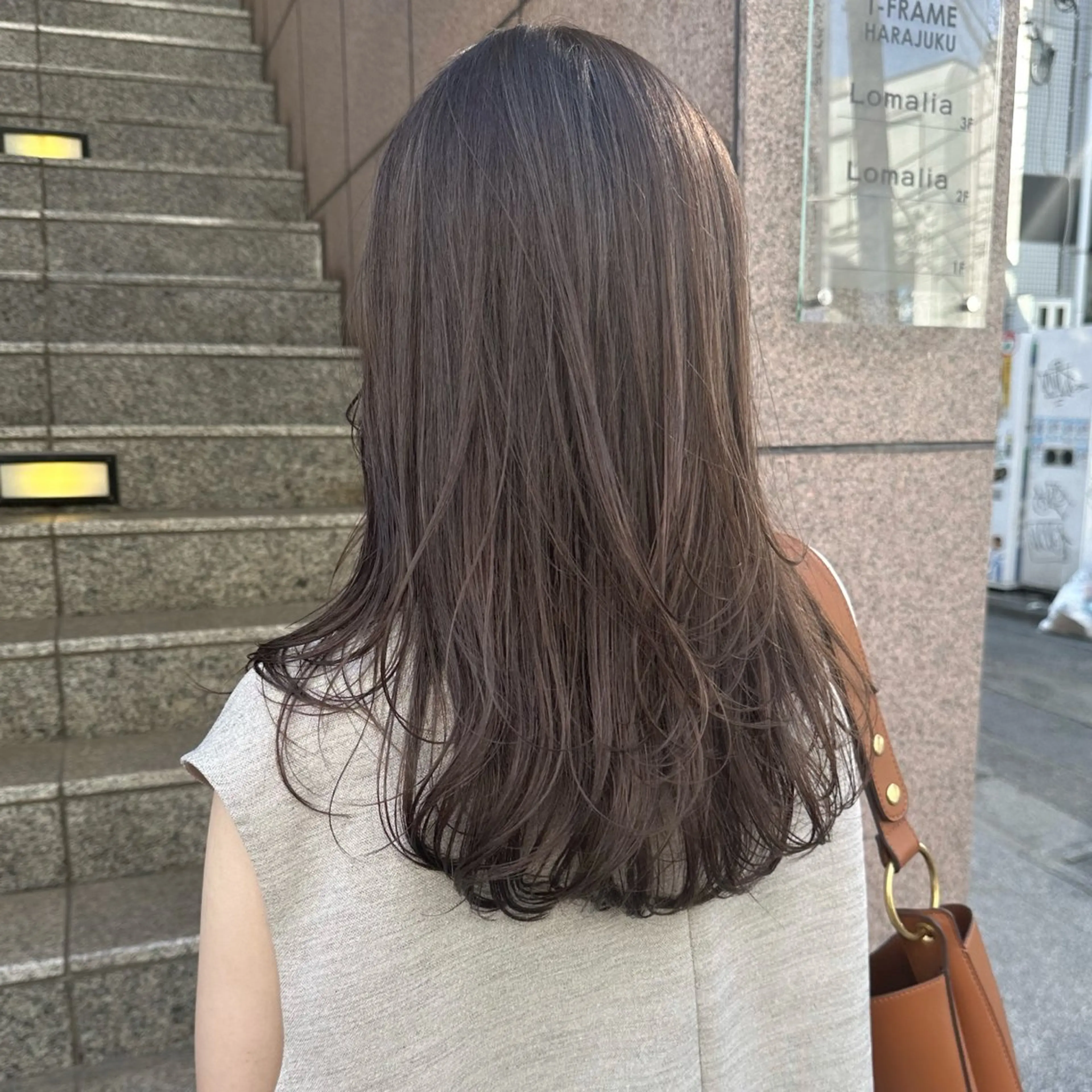 ロング カラー 艶カラー×似合わせ カットshihomiのヘアスタイル
