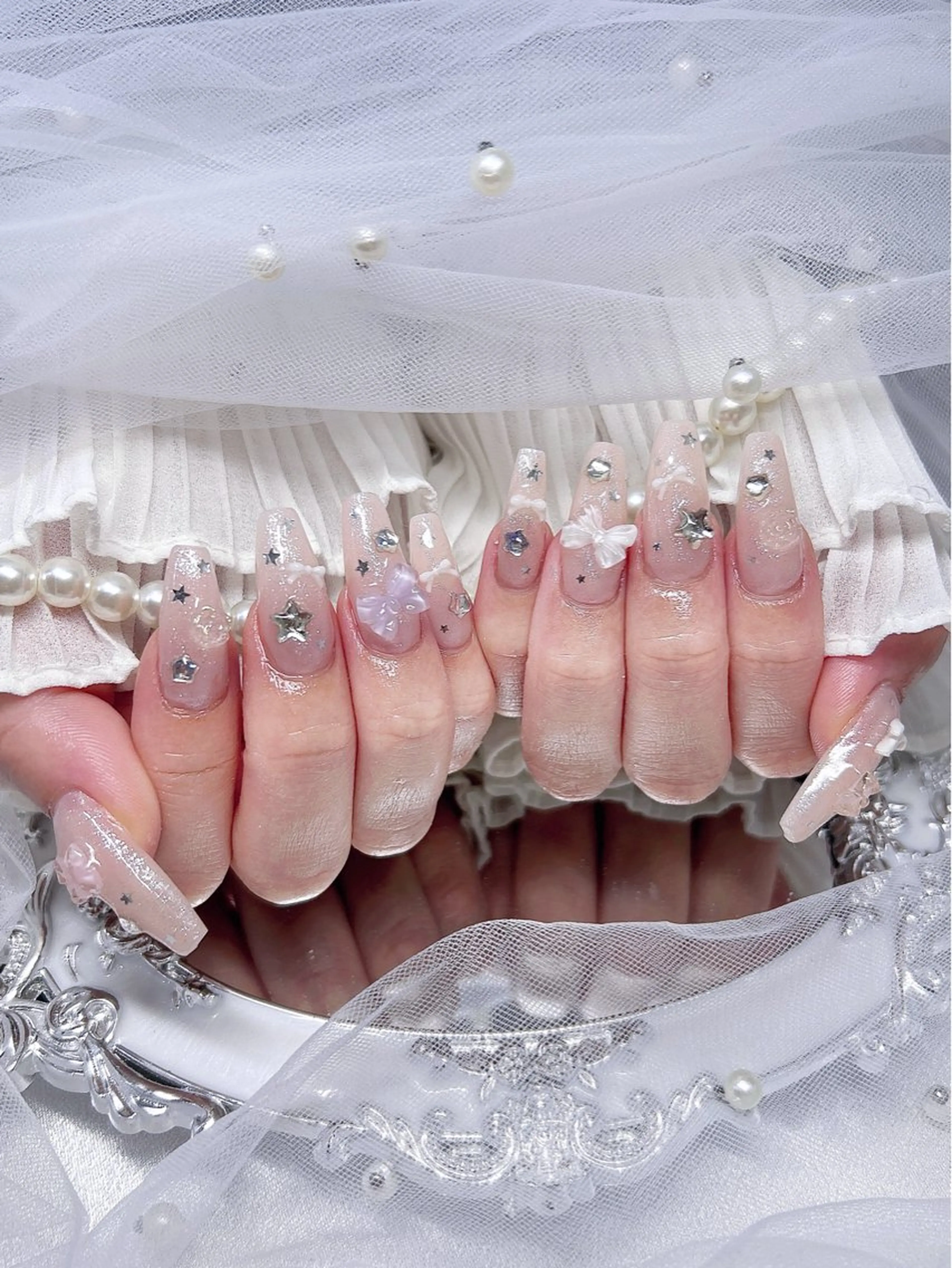 ネイル ハンドネイル ️🫧みつき/ 渋谷/痛ネイル️🫧のネイルデザイン