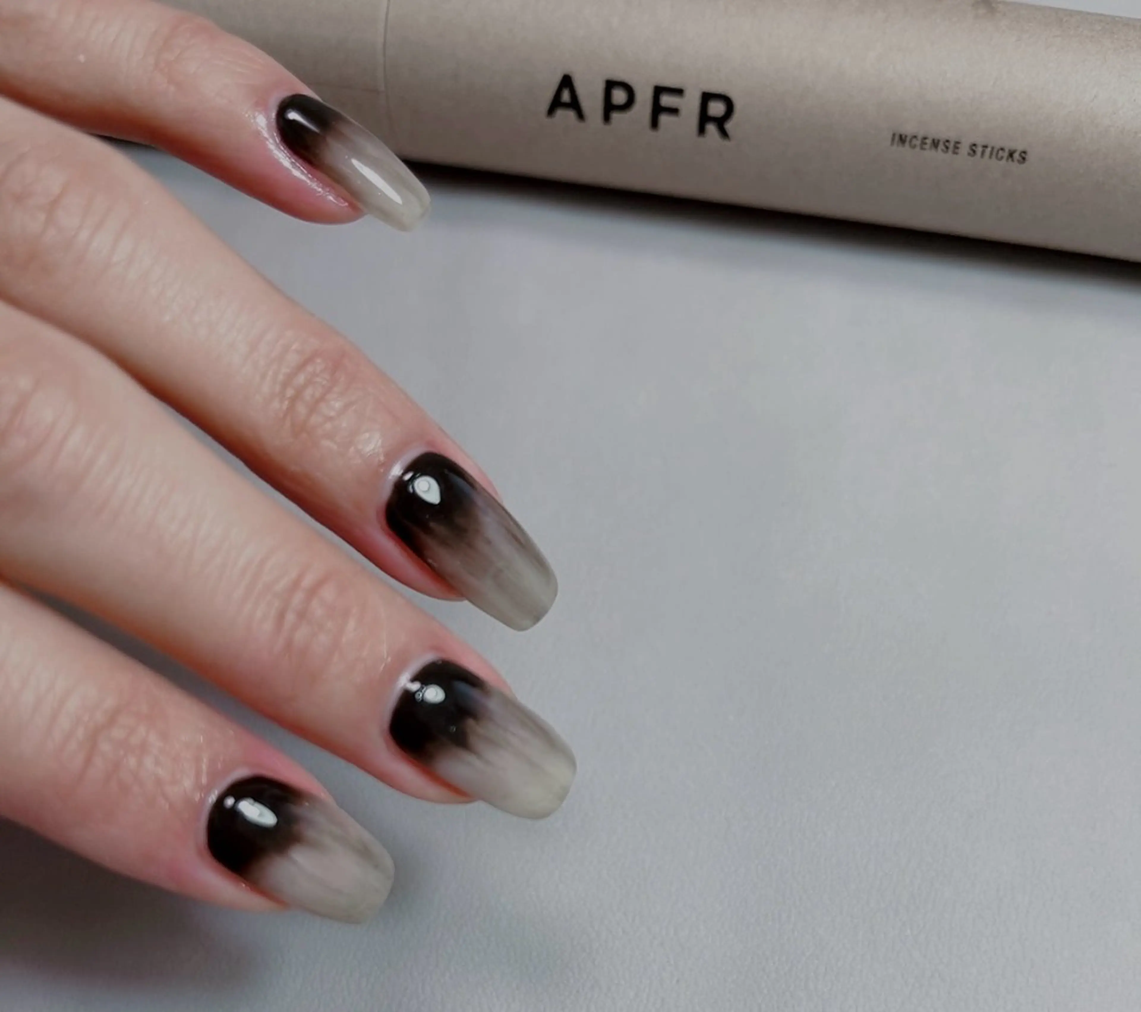 ネイル ハンドネイル TOM serenoのネイルデザイン