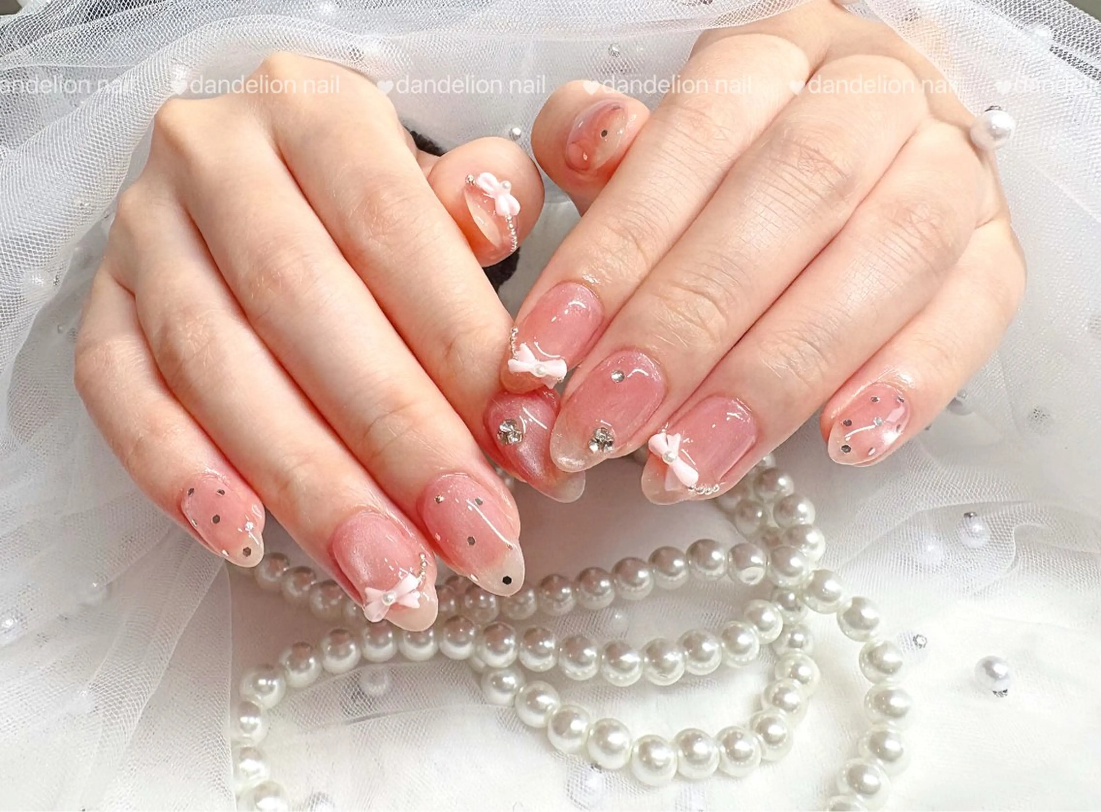 ネイル キラキラネイル 持ち込み ワンホンネイル ハンドネイル dandelion nail北千住のネイルデザイン