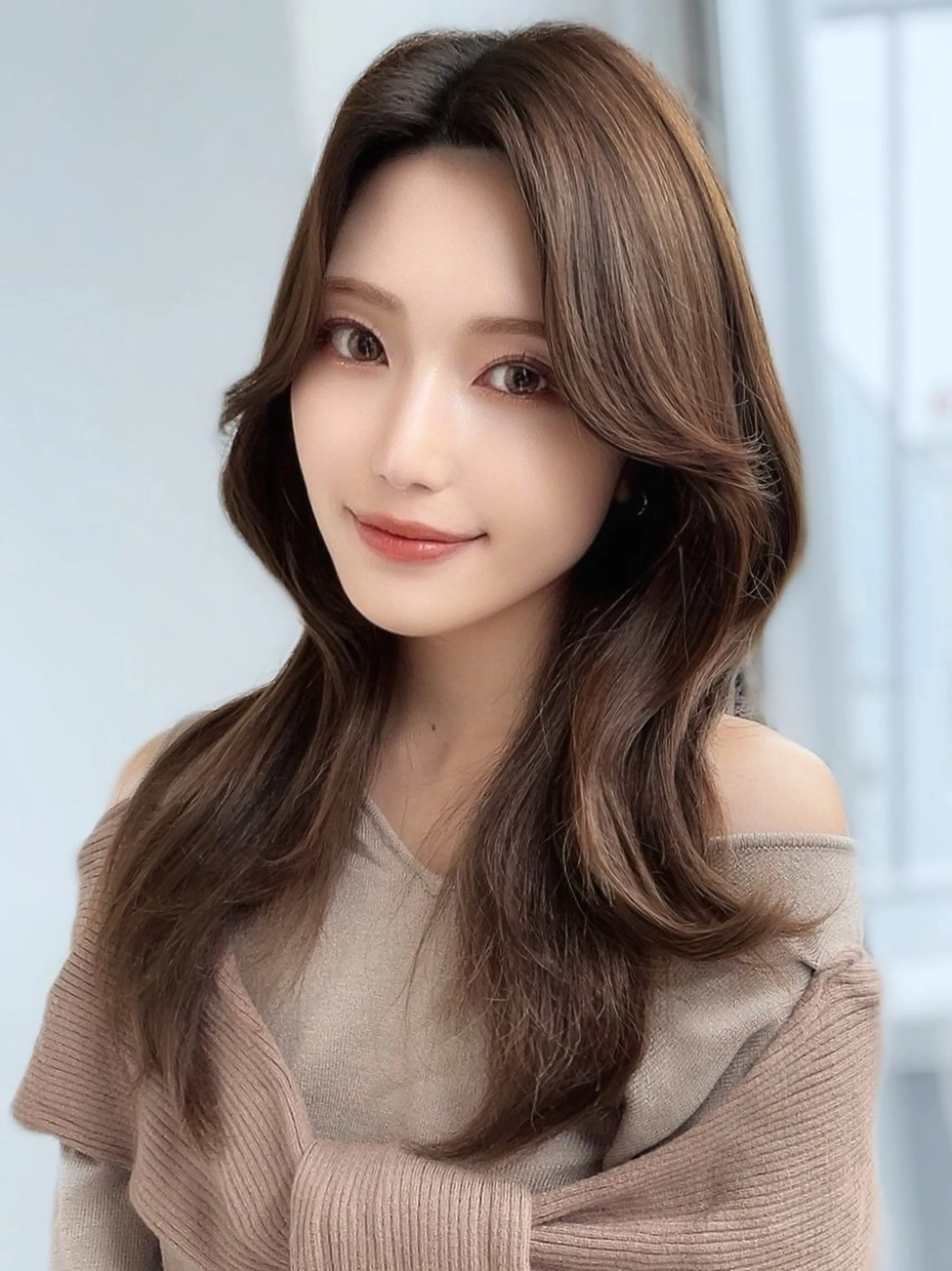 セミロング カット AINANLY 明治神宮前店所属・似合わせレイヤー モテカラー🤍三科のヘアスタイル