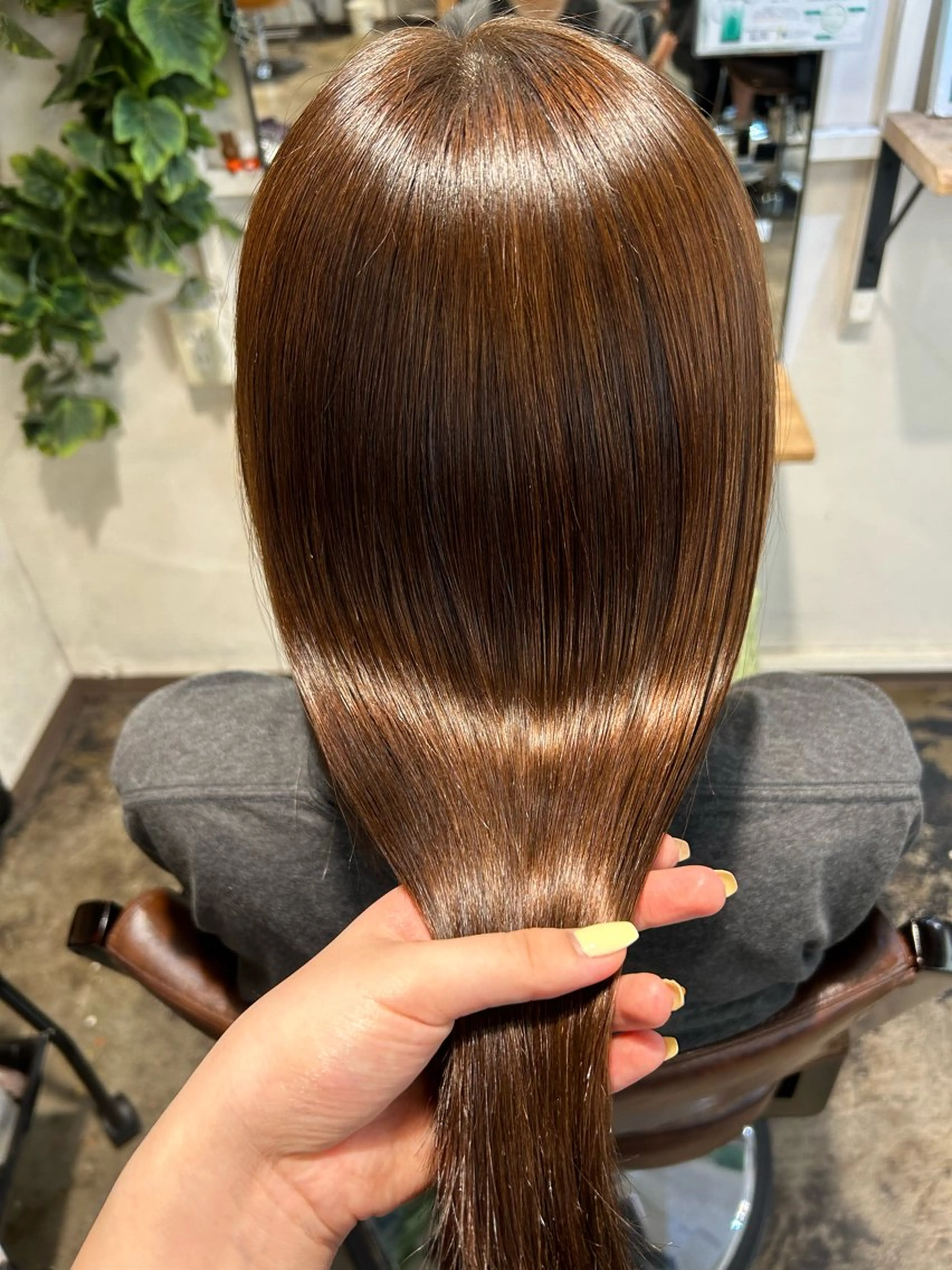 カラー ヘアカラー トリートメント 艶髪/レイヤー 🦋MIYUUのヘアスタイル