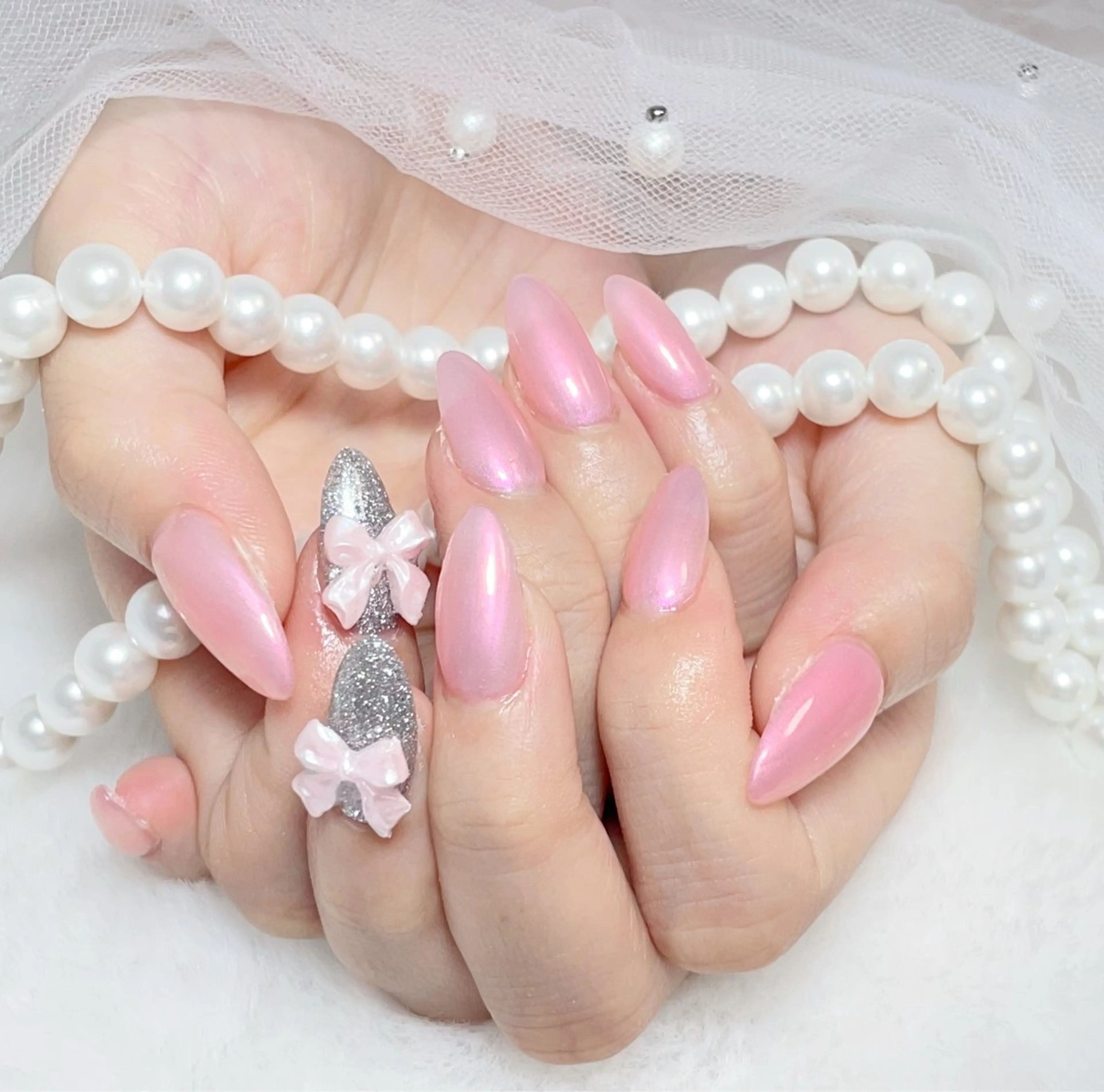 ネイル オーロラネイル フラッシュネイル ミラーネイル 持ち込み ハンドネイル B·U Nail大宮 長さだし専門店のネイルデザイン