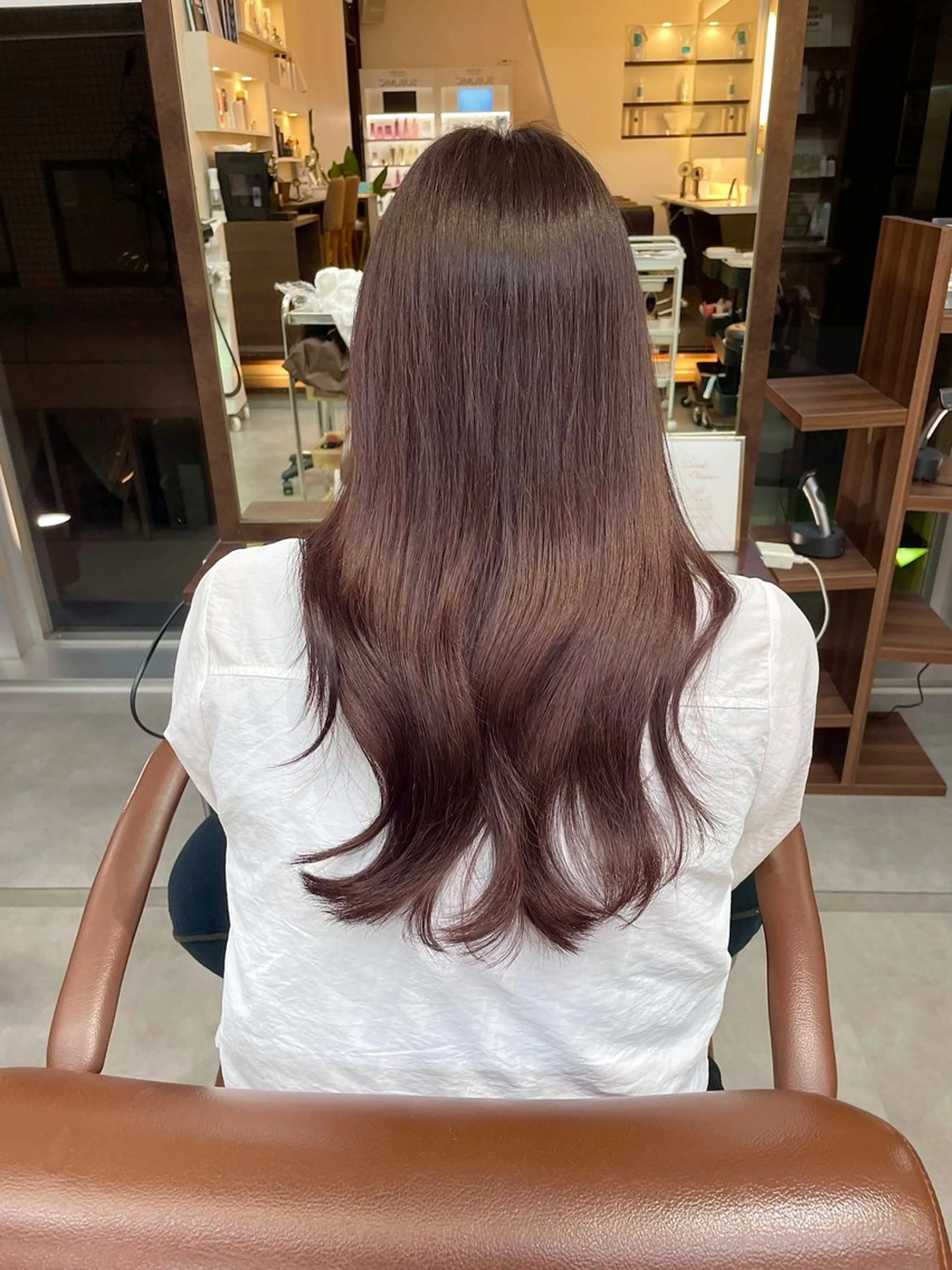 ロング 堀 綾花のヘアスタイル