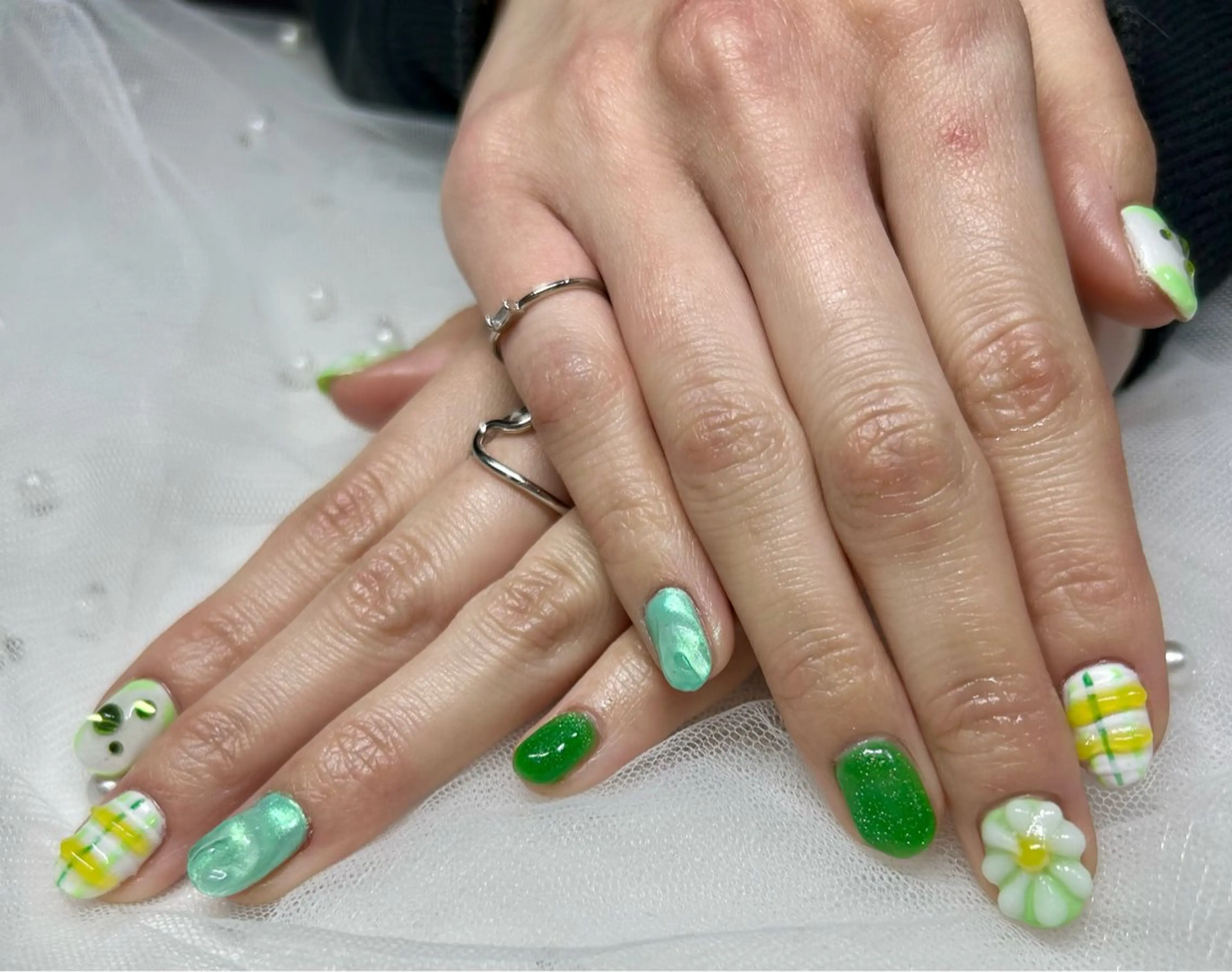 ネイル ハンドネイル holly nailのネイルデザイン